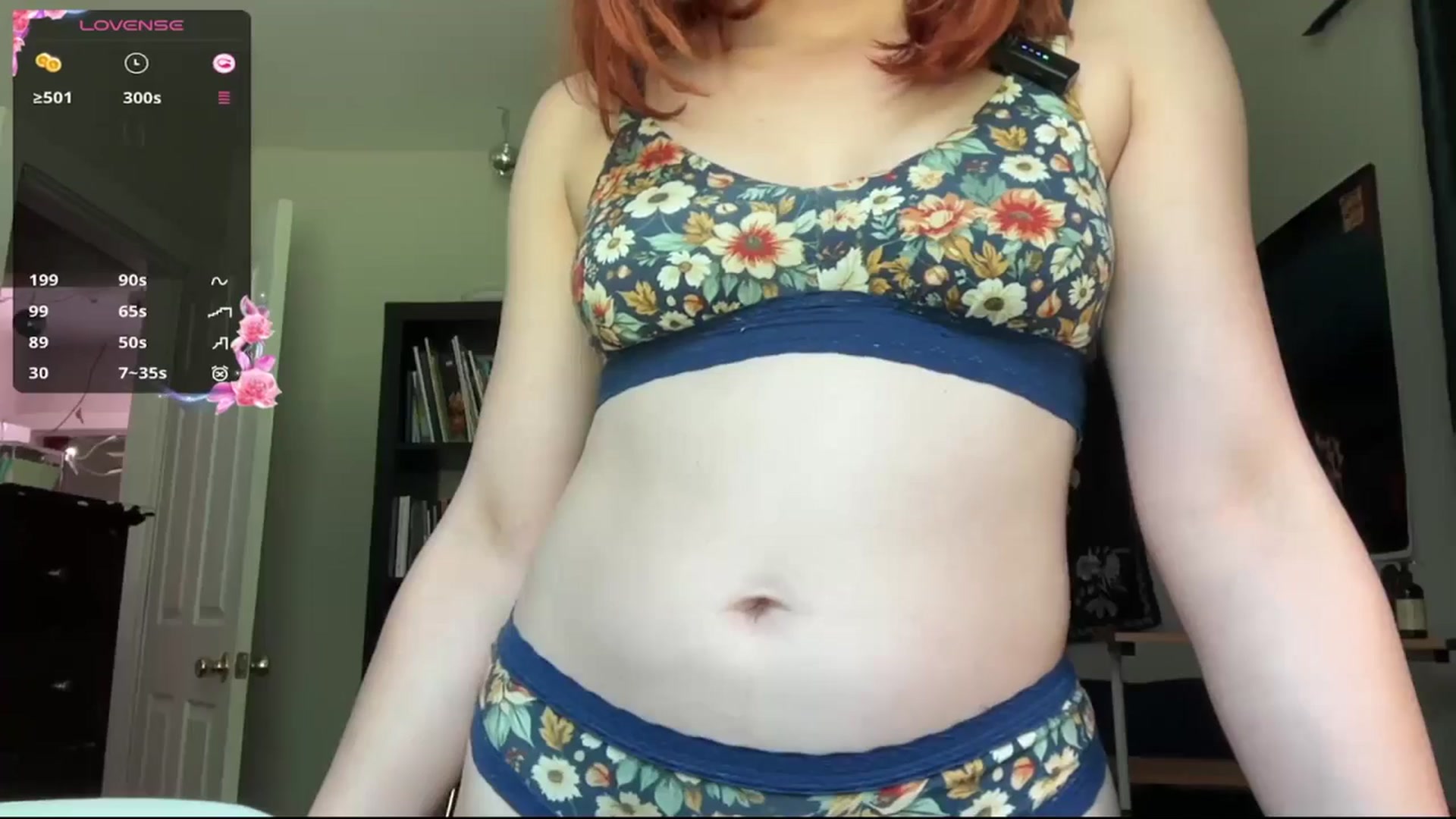 Gallery image thumbnail from AriaFields's myfreecams stream on, 04/27/2026, 20:07 image 18 of 20