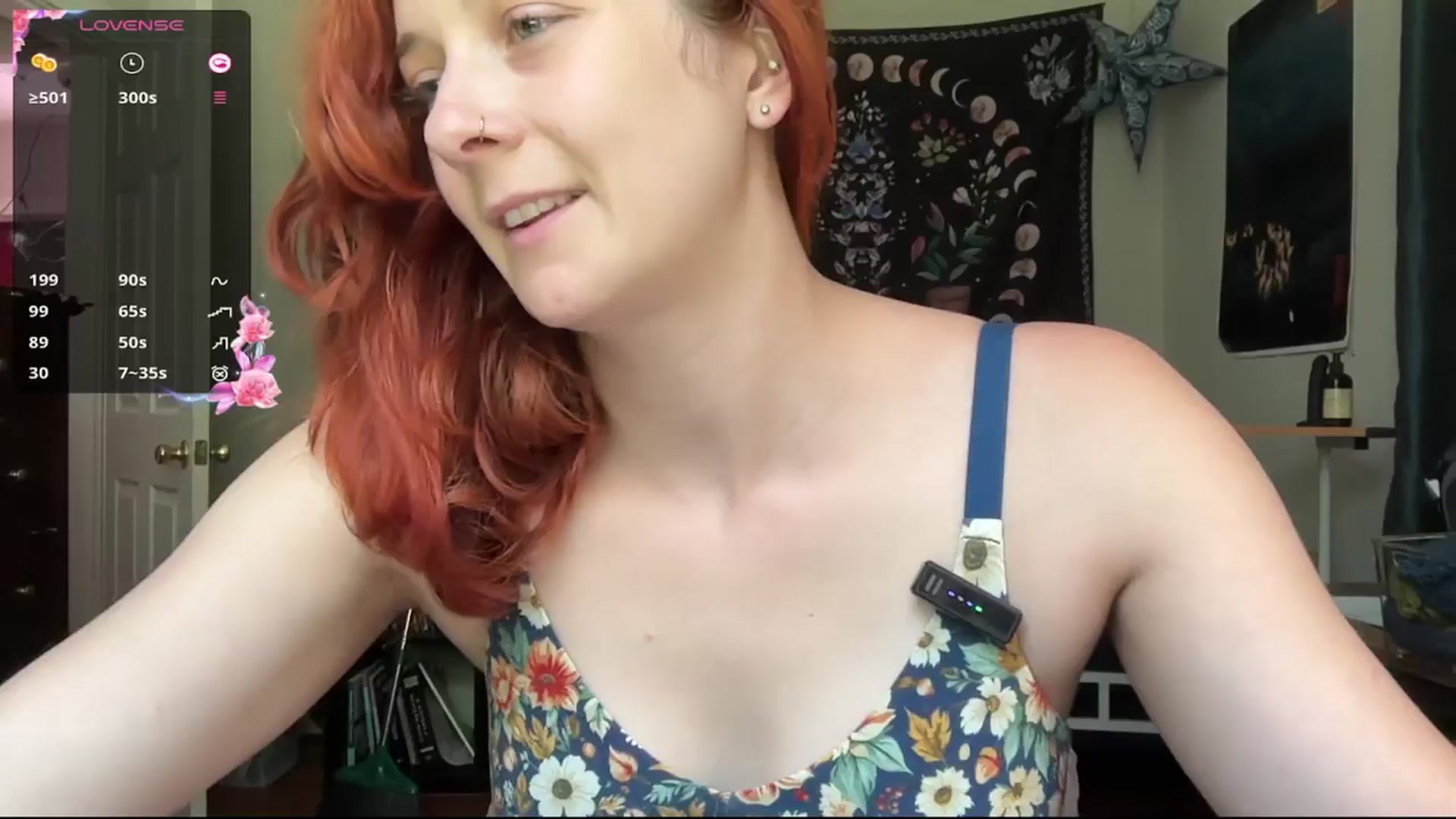 Gallery image thumbnail from AriaFields's myfreecams stream on, 04/27/2026, 20:07 image 1 of 20
