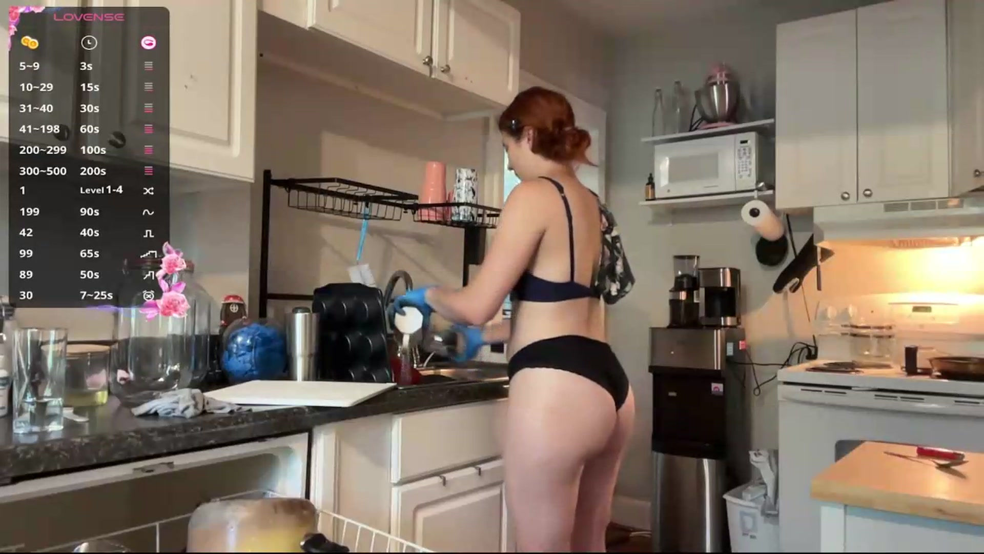 Gallery image thumbnail from AriaFields's myfreecams stream on, 05/19/2026, 20:34 image 9 of 20