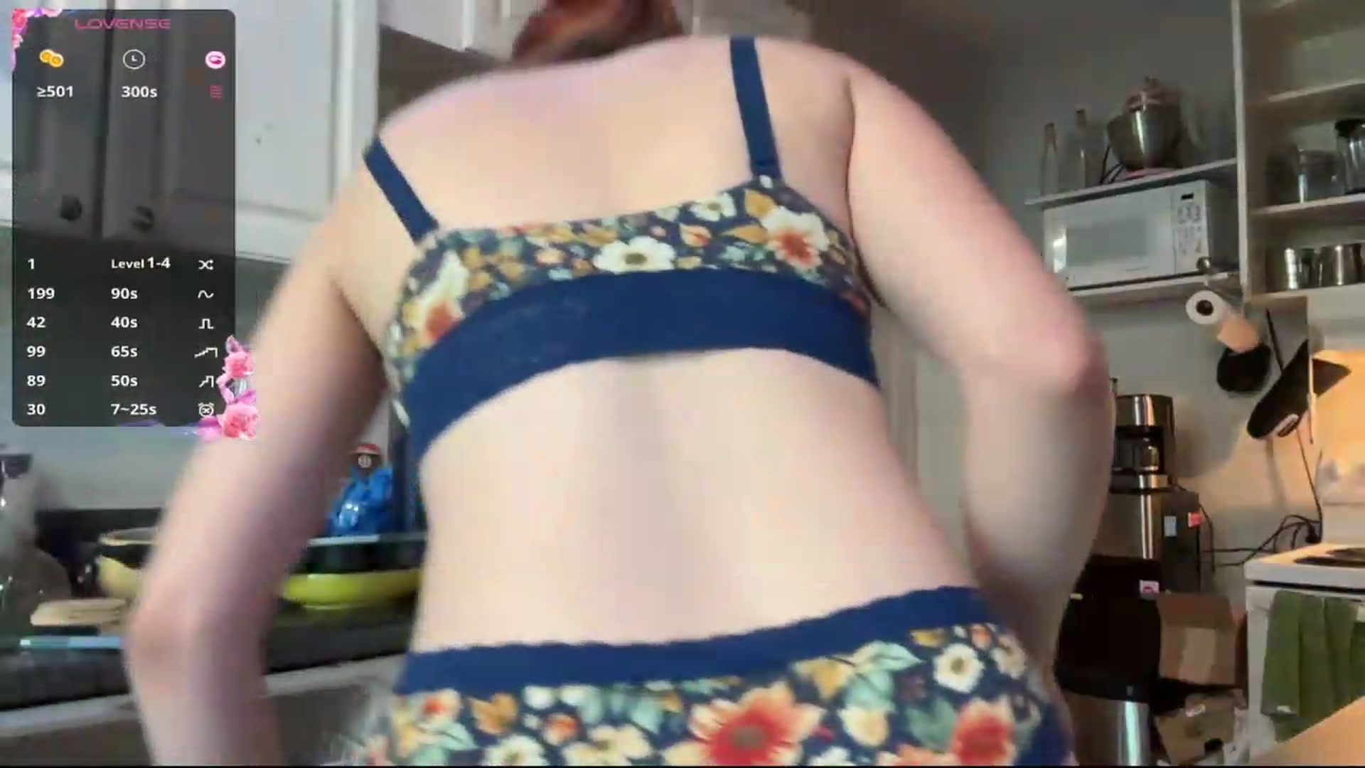 Gallery image thumbnail from AriaFields's myfreecams stream on, 05/21/2026, 19:18 image 2 of 20