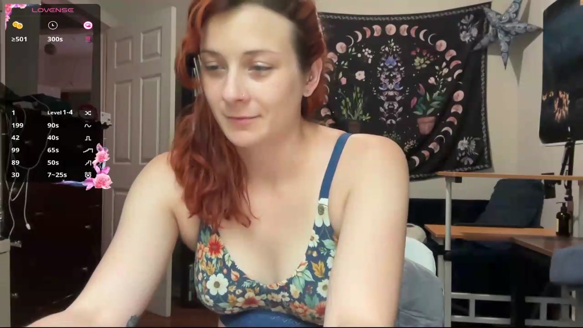 Gallery image thumbnail from AriaFields's myfreecams stream on, 05/26/2026, 18:53 image 12 of 20