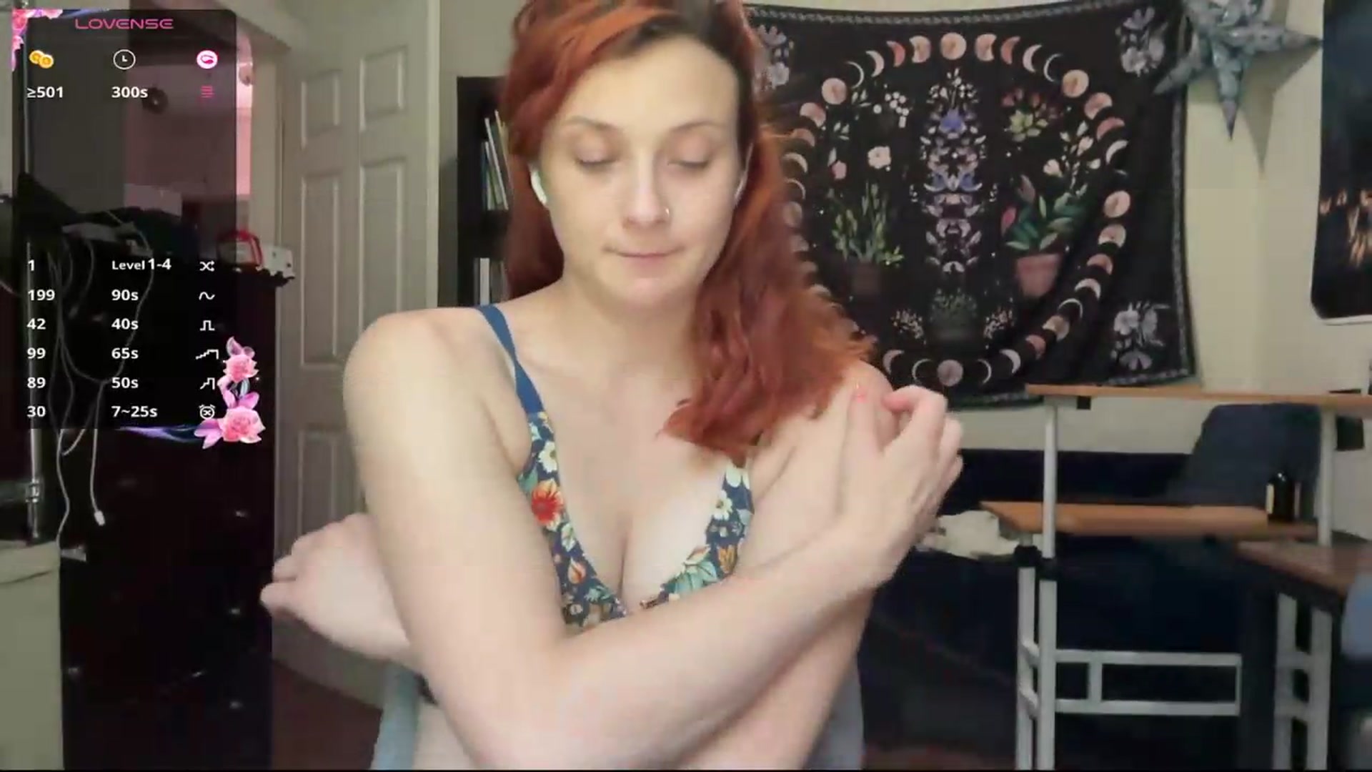 Gallery image thumbnail from AriaFields's myfreecams stream on, 05/26/2026, 21:44 image 4 of 20