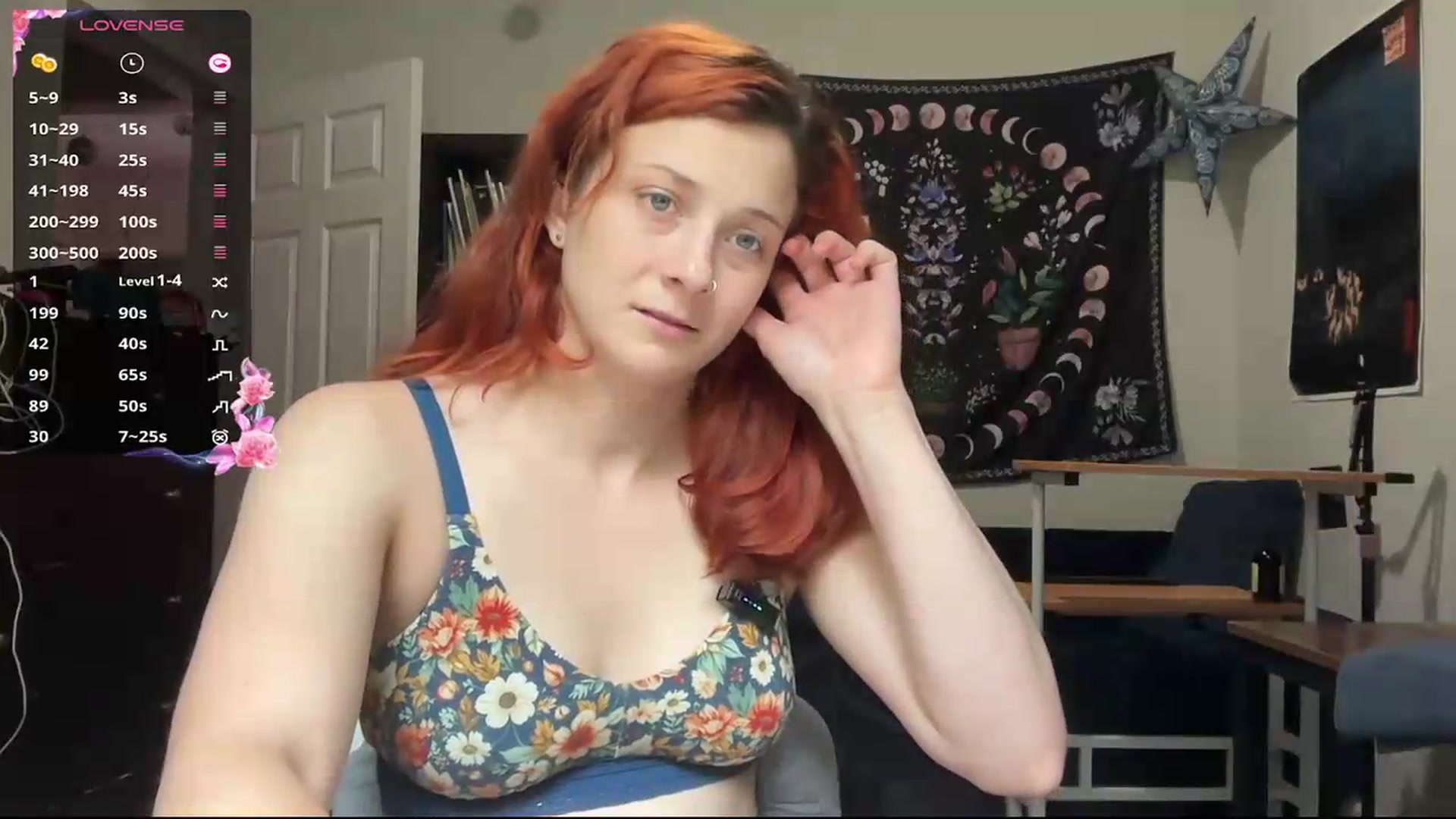 Gallery image thumbnail from AriaFields's myfreecams stream on, 05/27/2026, 15:37 image 7 of 20