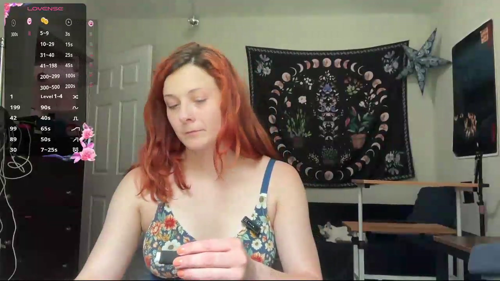 Gallery image thumbnail from AriaFields's myfreecams stream on, 05/27/2026, 18:40 image 13 of 20