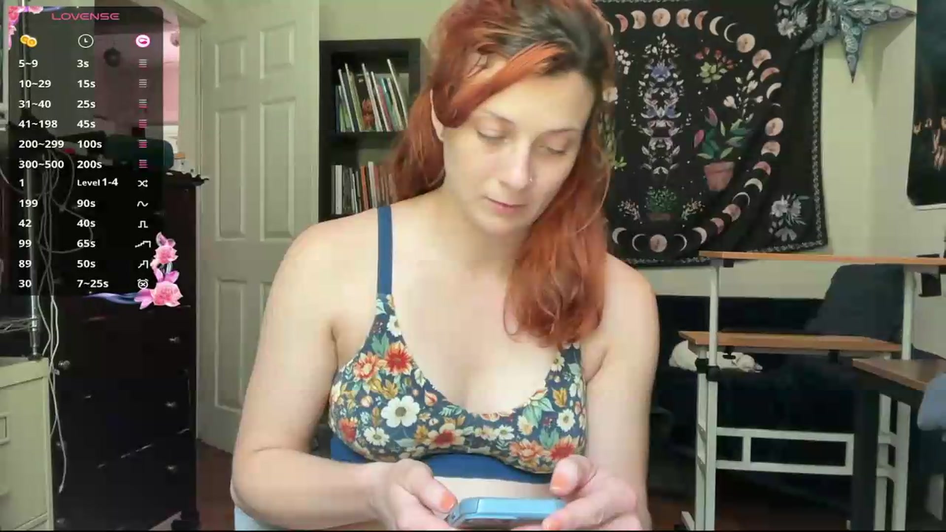 Gallery image thumbnail from AriaFields's myfreecams stream on, 05/28/2026, 21:00 image 12 of 20
