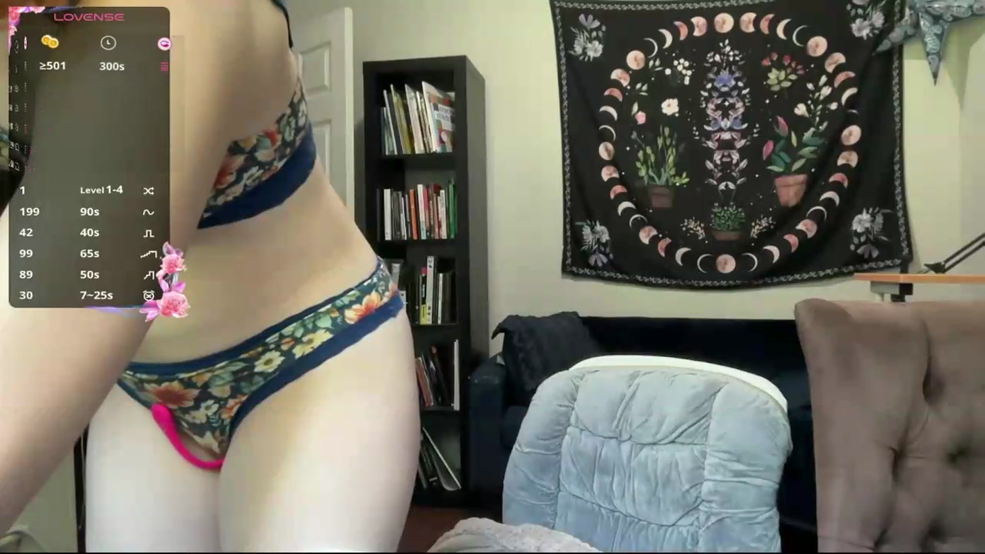 Gallery image thumbnail from AriaFields's myfreecams stream on, 06/03/2026, 16:43 image 18 of 20