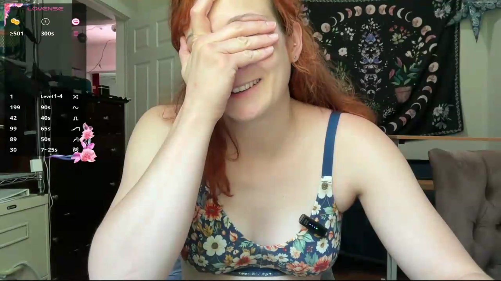 Gallery image thumbnail from AriaFields's myfreecams stream on, 06/03/2026, 19:01 image 18 of 20