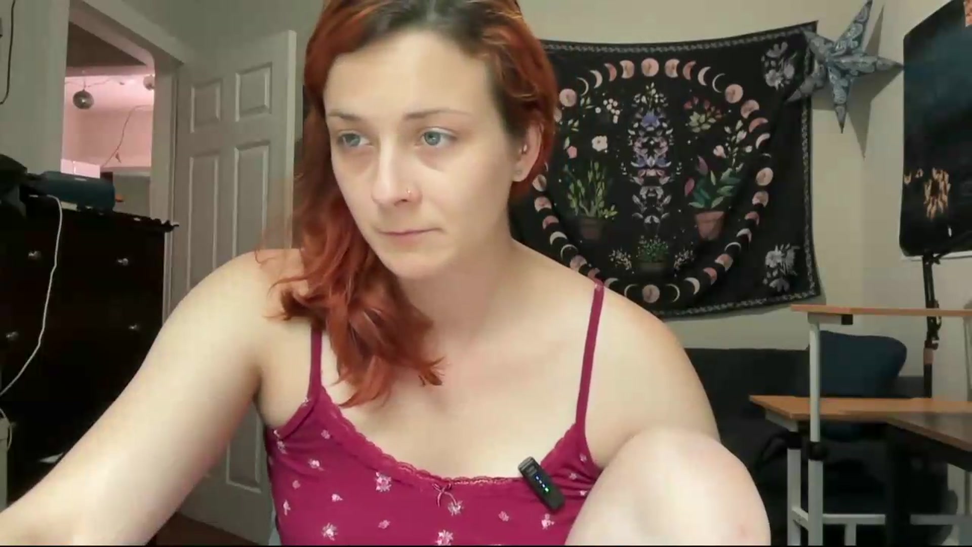Gallery image thumbnail from AriaFields's myfreecams stream on, 06/08/2026, 20:17 image 3 of 20