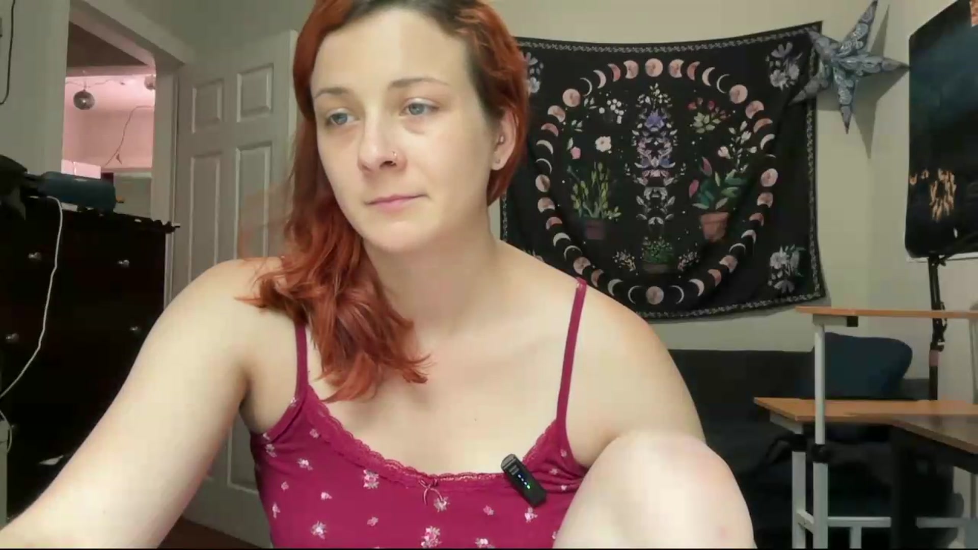 Gallery image thumbnail from AriaFields's myfreecams stream on, 06/08/2026, 20:17 image 2 of 20