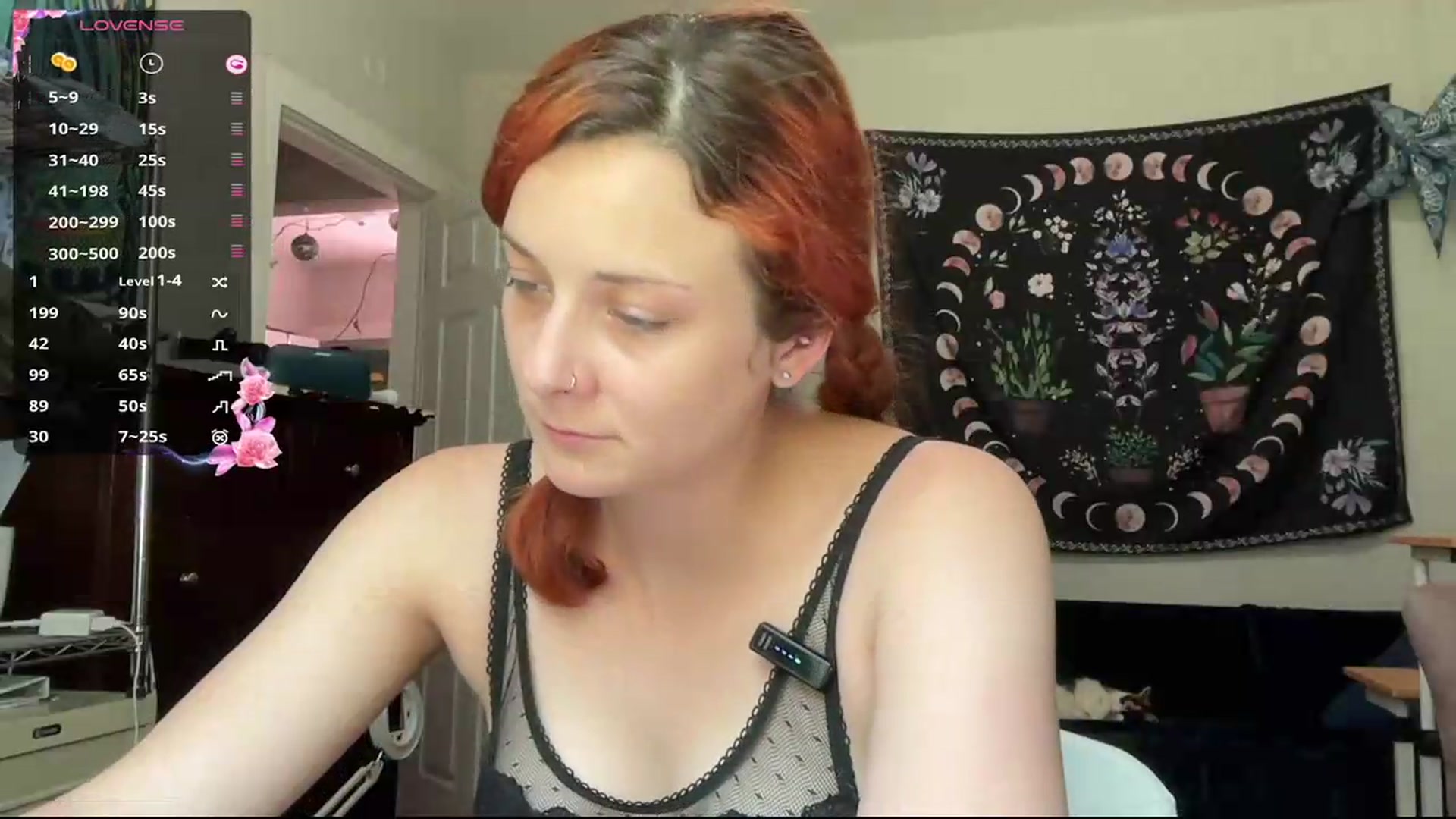 Gallery image thumbnail from AriaFields's myfreecams stream on, 06/12/2026, 20:09 image 6 of 20