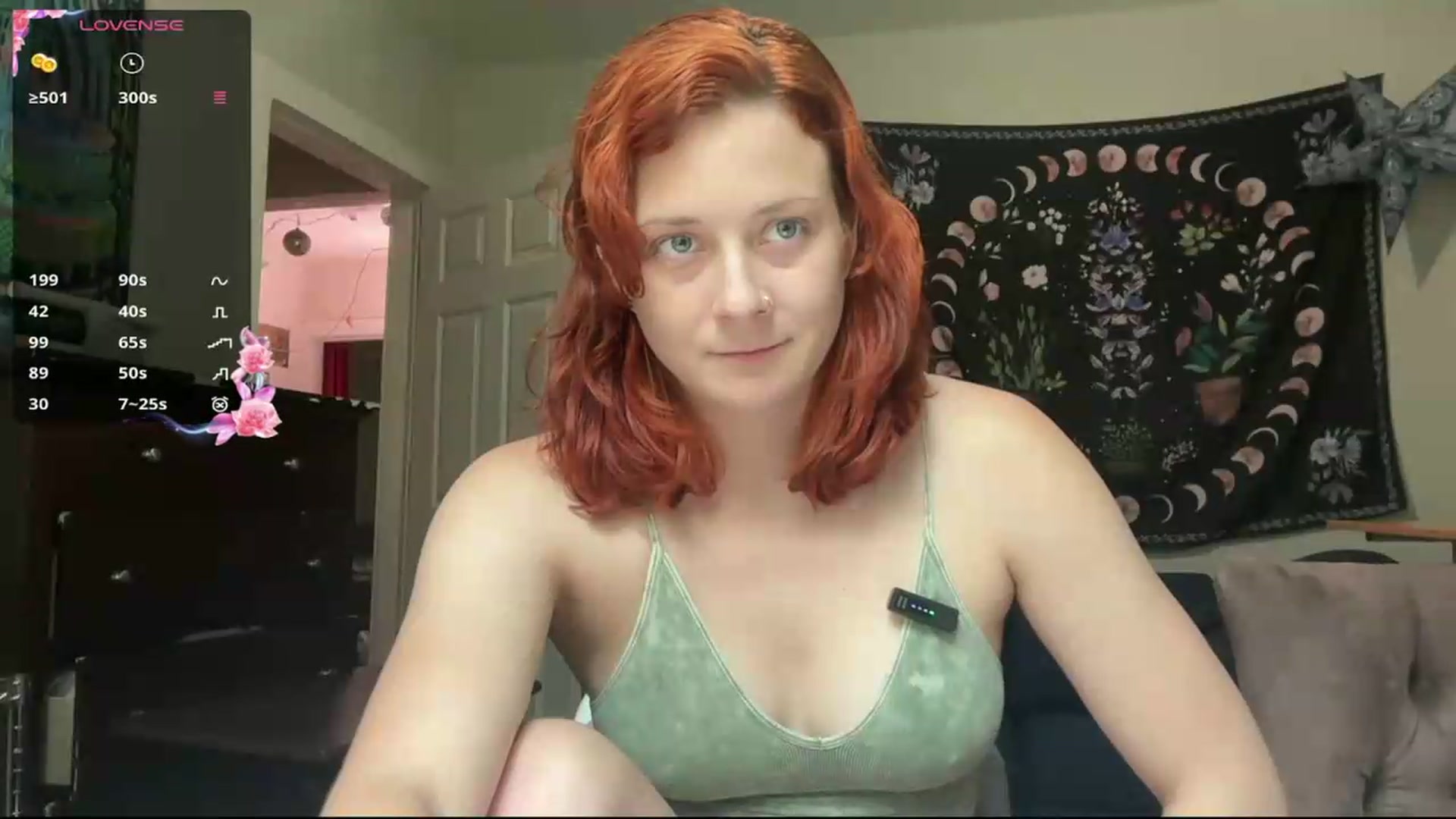 Gallery image thumbnail from AriaFields's myfreecams stream on, 07/27/2026, 14:08 image 14 of 20