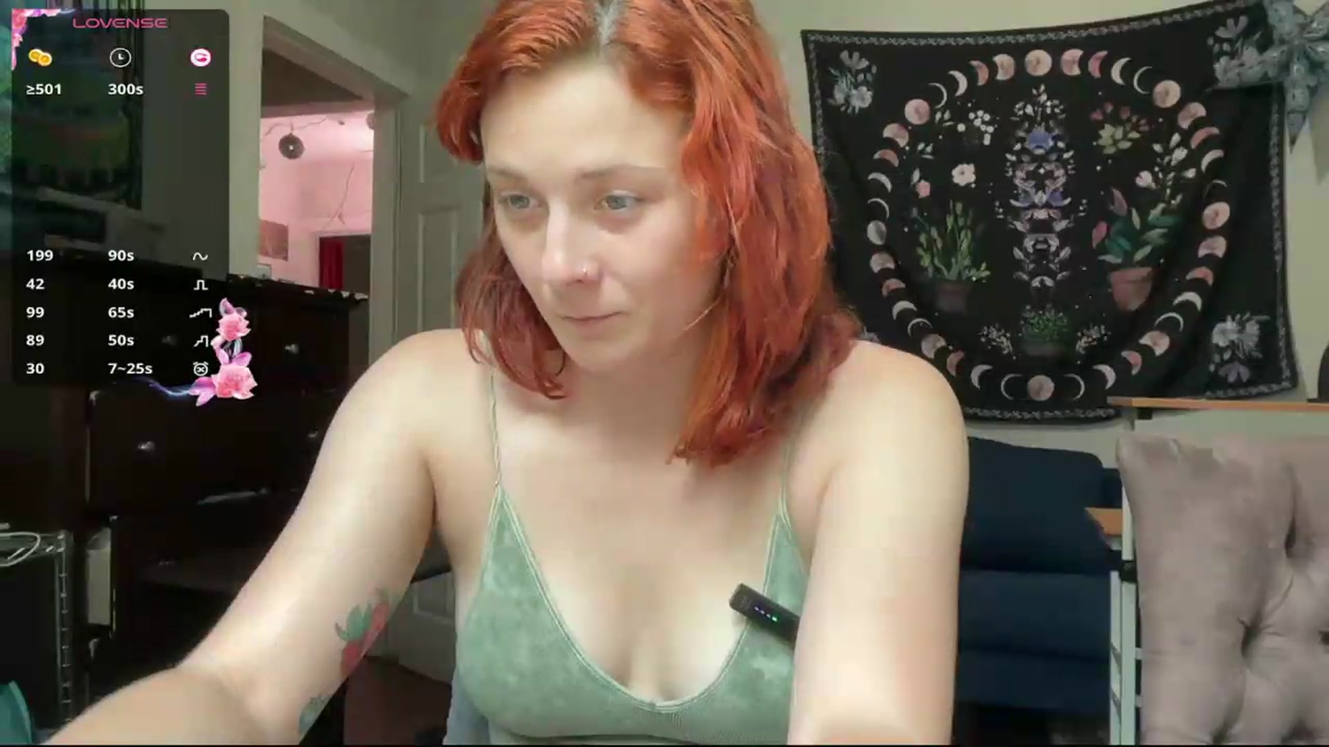 Gallery image thumbnail from AriaFields's myfreecams stream on, 07/27/2026, 16:16 image 16 of 20
