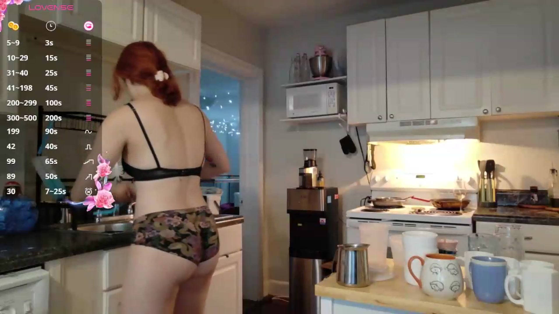 Gallery image thumbnail from AriaFields's myfreecams stream on, 07/31/2026, 18:41 image 4 of 20