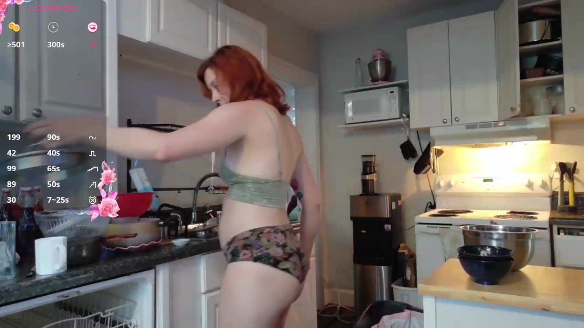 Gallery image thumbnail from AriaFields's myfreecams stream on, 08/13/2026, 20:31 image 6 of 20