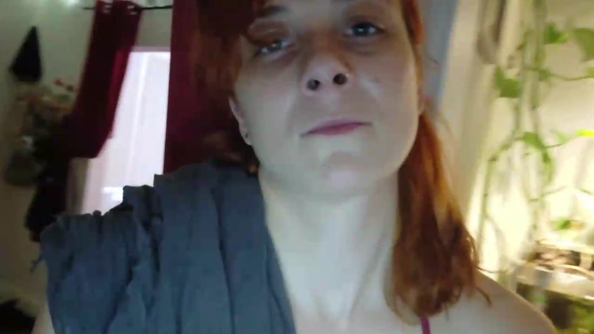 Gallery image thumbnail from AriaFields's myfreecams stream on, 08/15/2026, 24:18 image 4 of 20