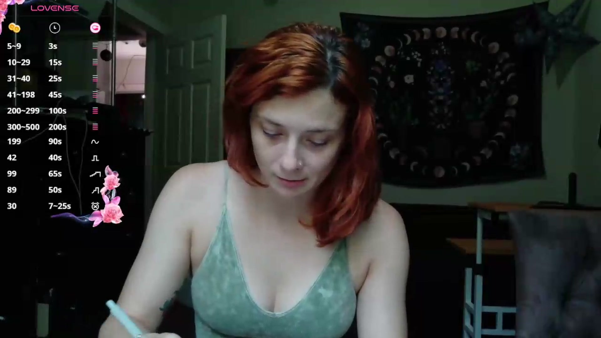 Gallery image thumbnail from AriaFields's myfreecams stream on, 08/25/2026, 15:44 image 15 of 20