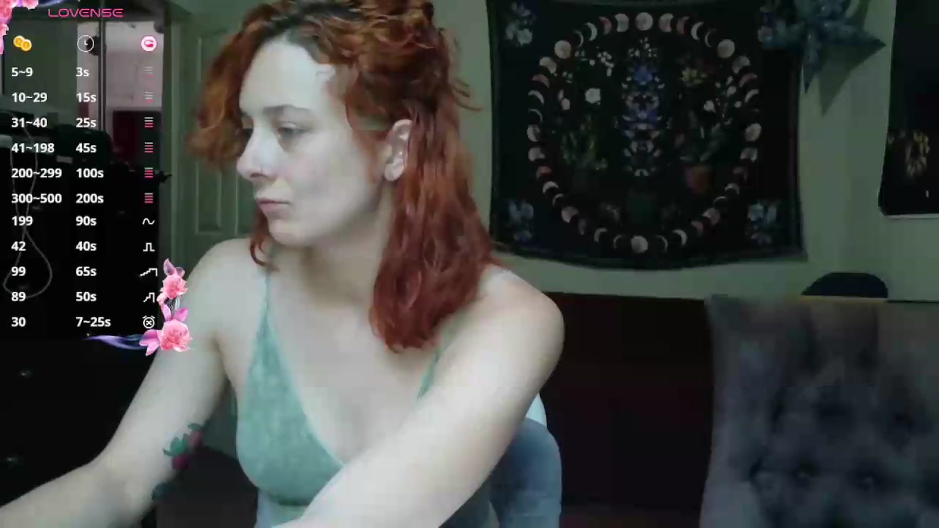 Gallery image thumbnail from AriaFields's myfreecams stream on, 08/31/2026, 14:08 image 17 of 20