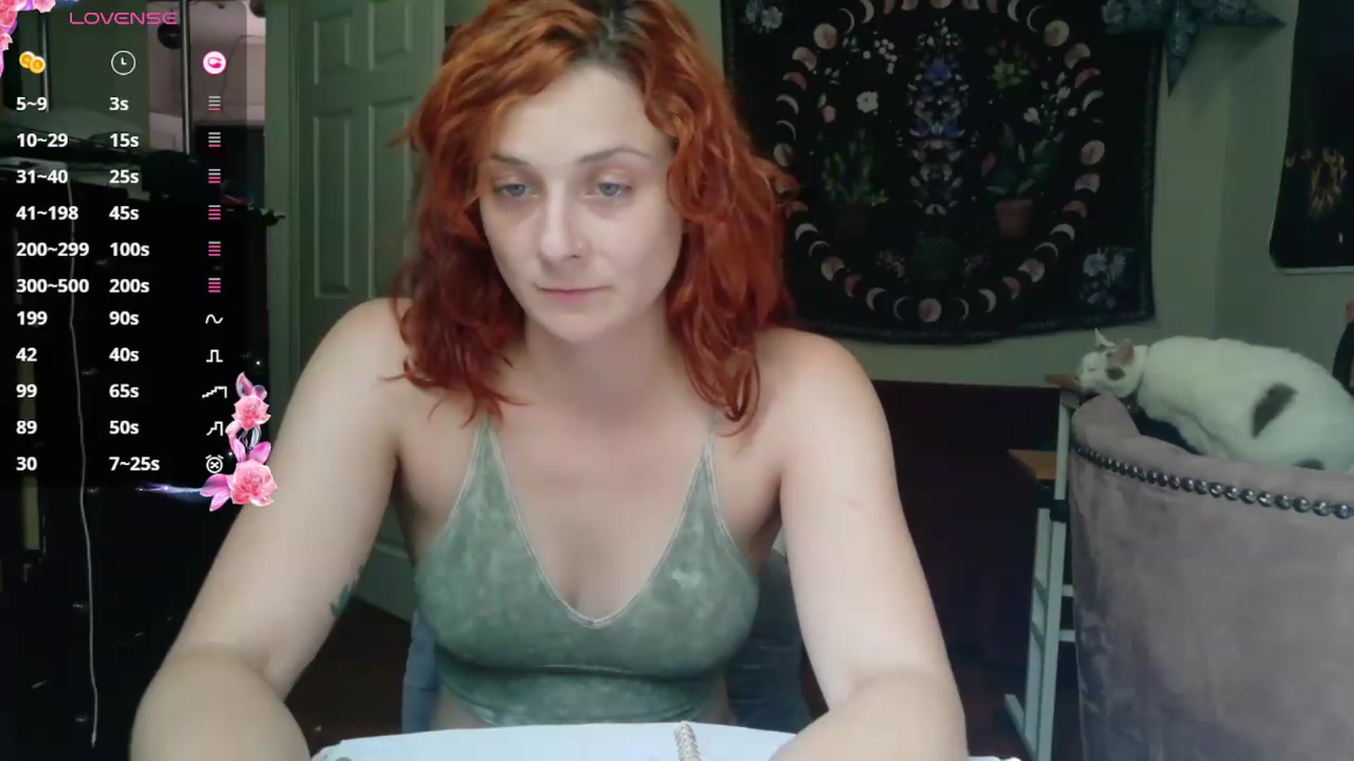 Gallery image thumbnail from AriaFields's myfreecams stream on, 08/31/2026, 19:09 image 15 of 20