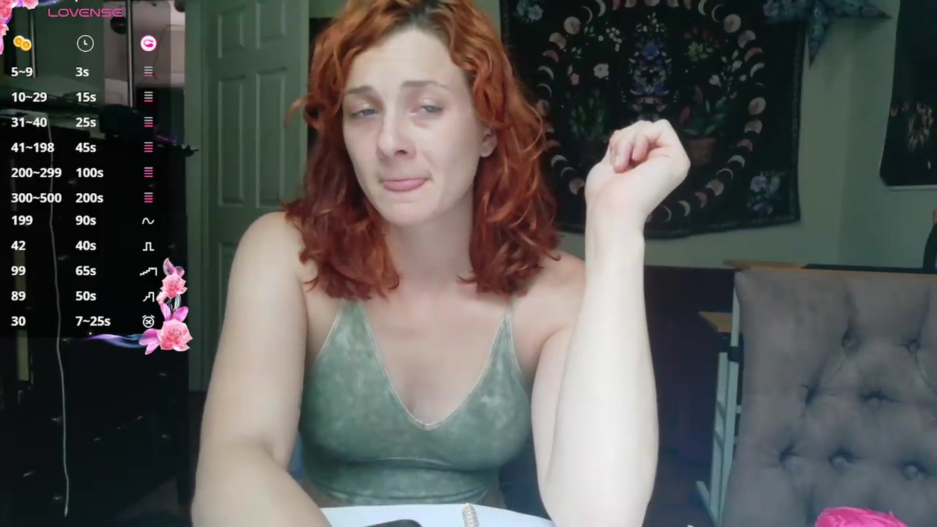 Gallery image thumbnail from AriaFields's myfreecams stream on, 08/31/2026, 19:09 image 6 of 20