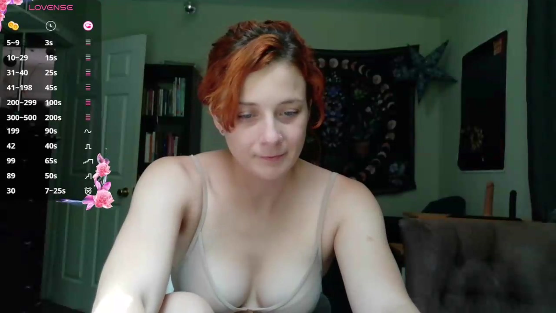 Gallery image thumbnail from AriaFields's myfreecams stream on, 09/04/2026, 17:00 image 13 of 20