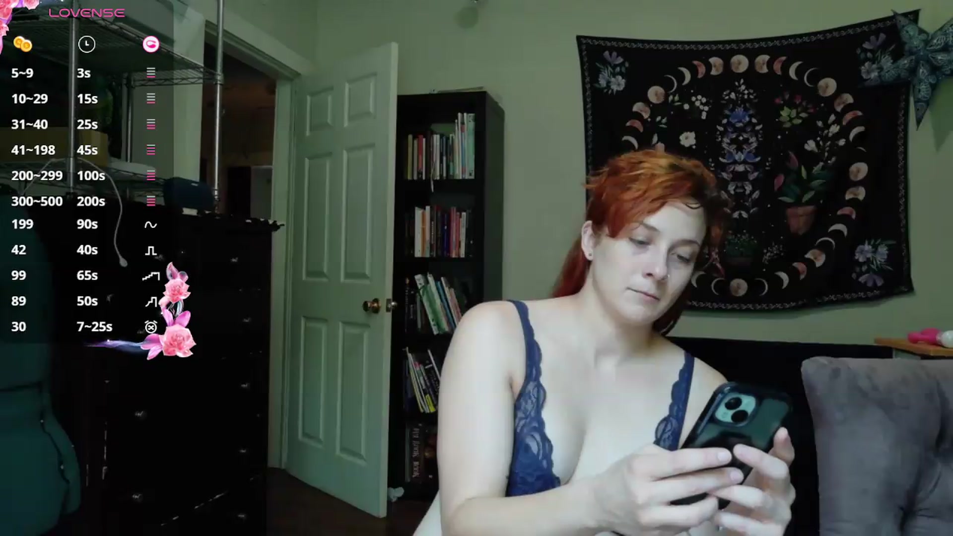 Gallery image thumbnail from AriaFields's myfreecams stream on, 09/07/2026, 16:44 image 8 of 20
