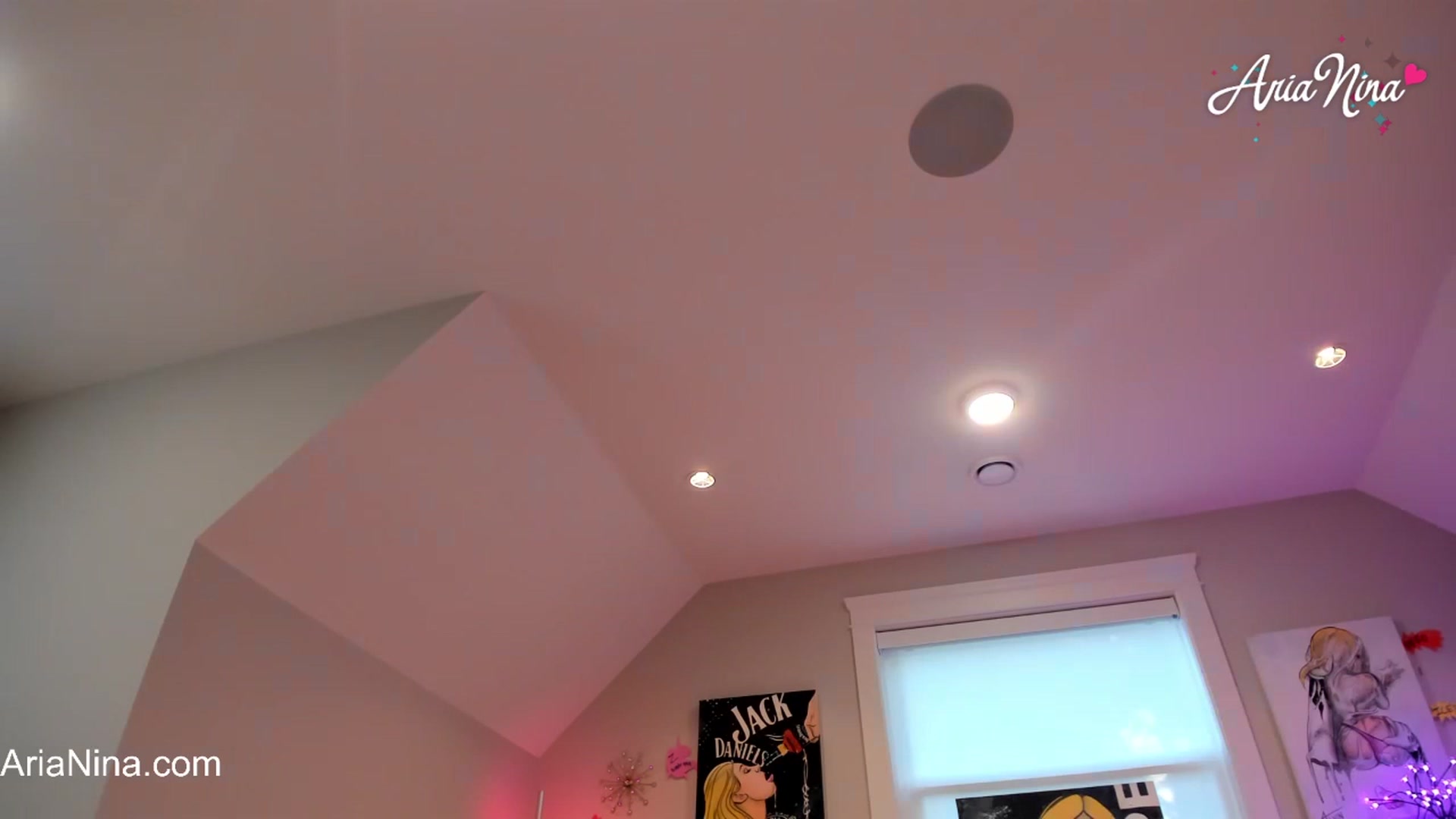 Gallery image thumbnail from AriaNina's myfreecams stream on, 02/08/2023, 24:40 image 11 of 20