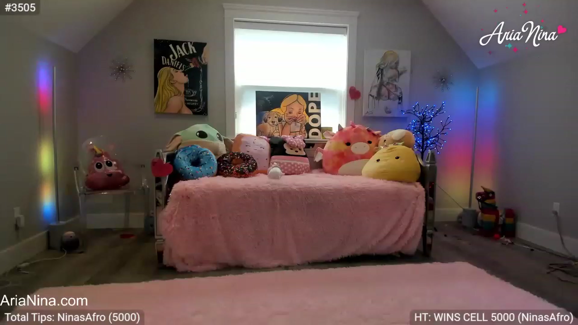 Gallery image thumbnail from AriaNina's myfreecams stream on, 05/30/2023, 22:45 image 9 of 20