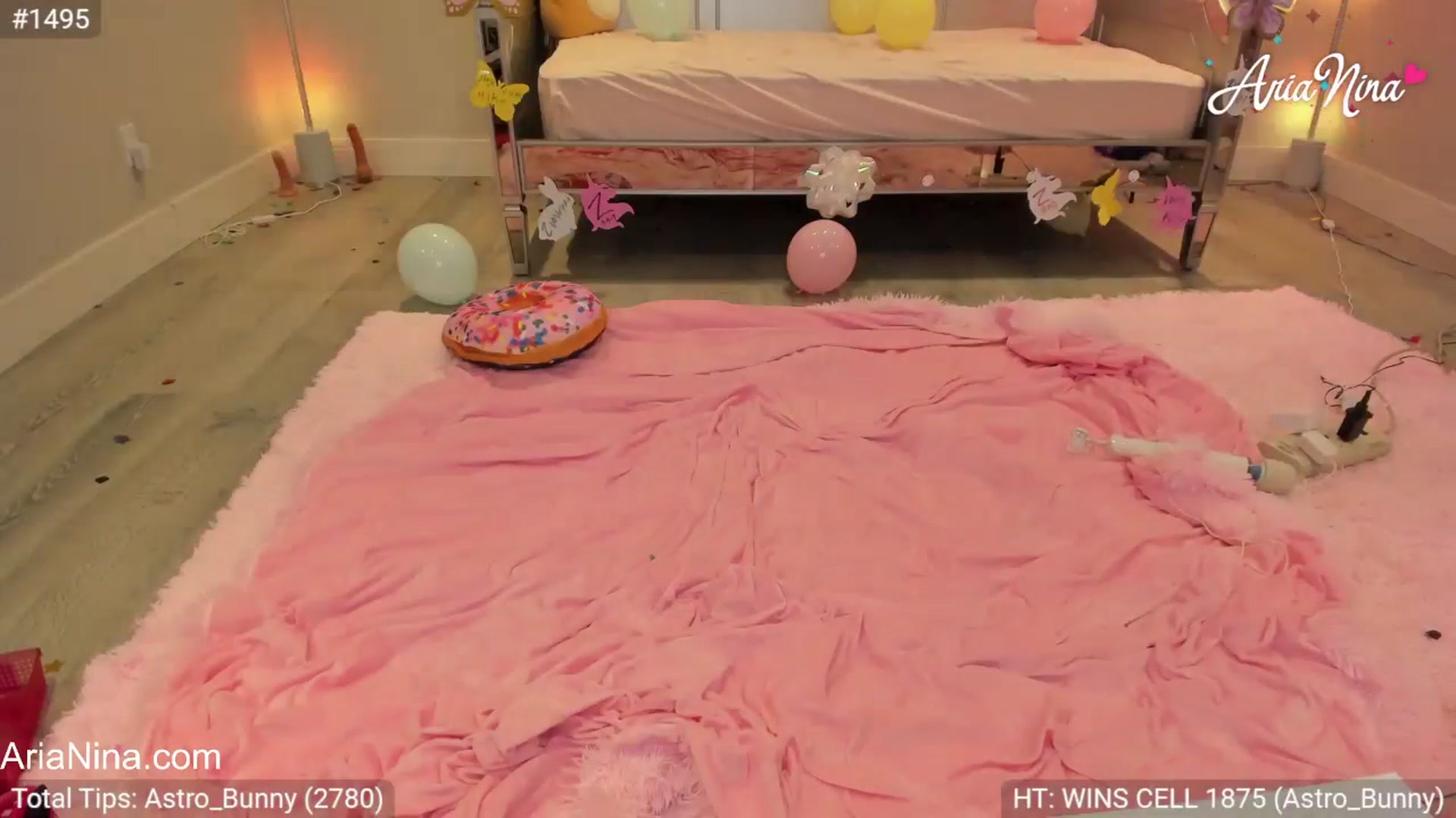 Gallery image thumbnail from AriaNina's myfreecams stream on, 11/06/2023, 05:15 image 15 of 20