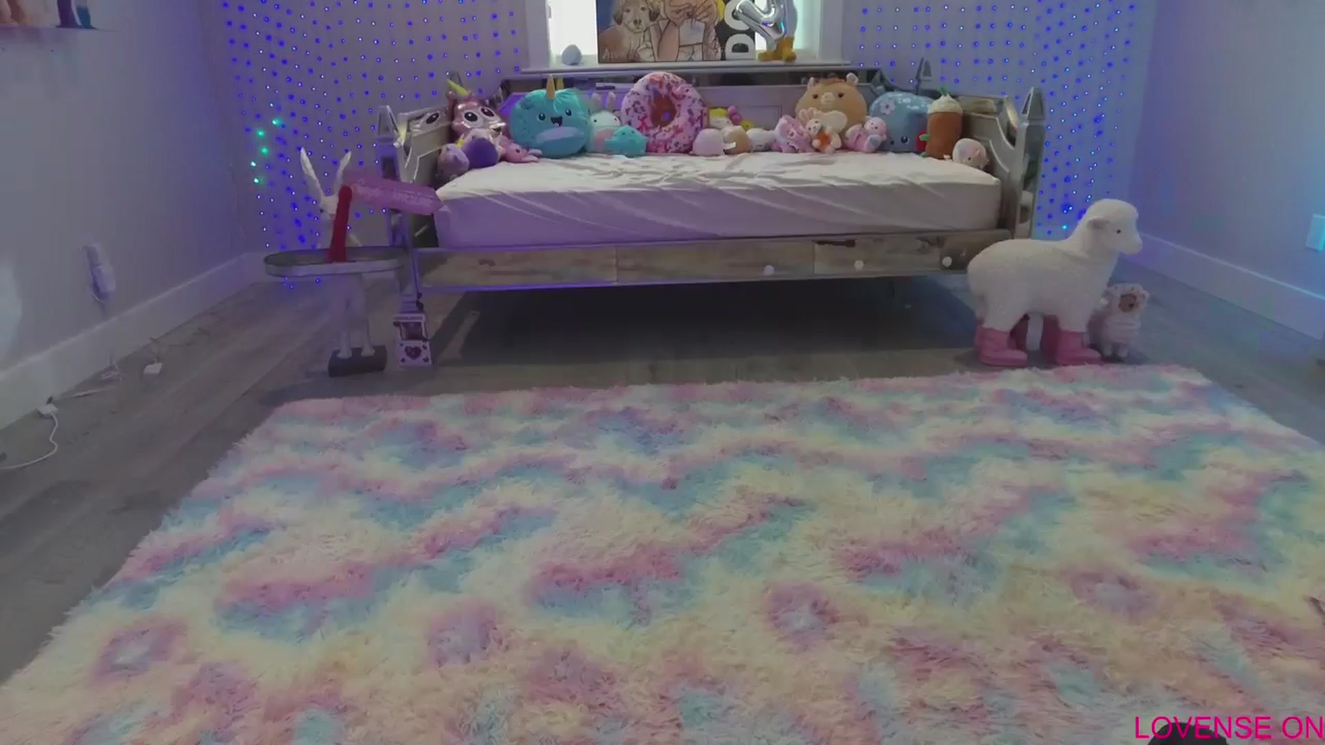 Gallery image thumbnail from AriaNina's myfreecams stream on, 06/14/2024, 01:52 image 11 of 20