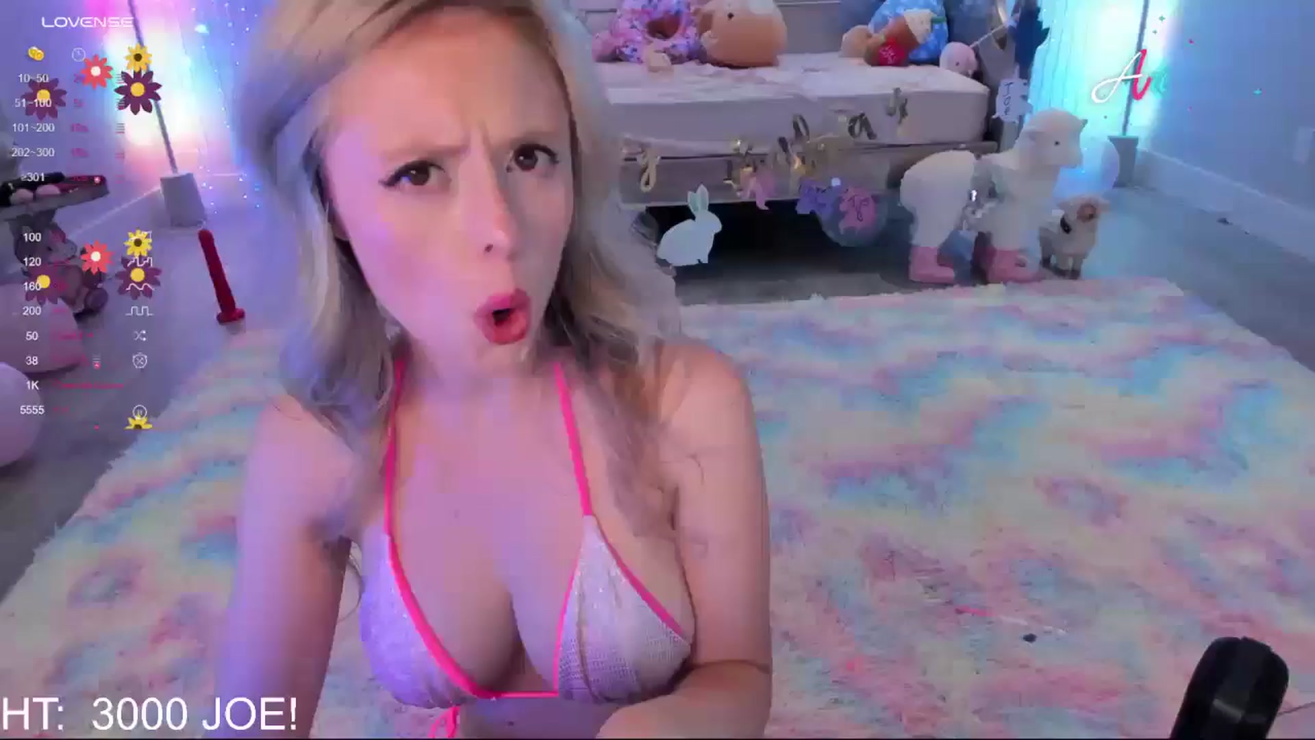 Gallery image thumbnail from AriaNina's myfreecams stream on, 07/21/2024, 02:58 image 16 of 20