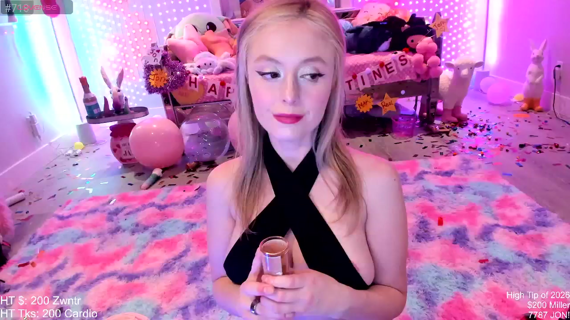 Gallery image thumbnail from AriaNina's myfreecams stream on, 04/09/2026, 06:57 image 10 of 20