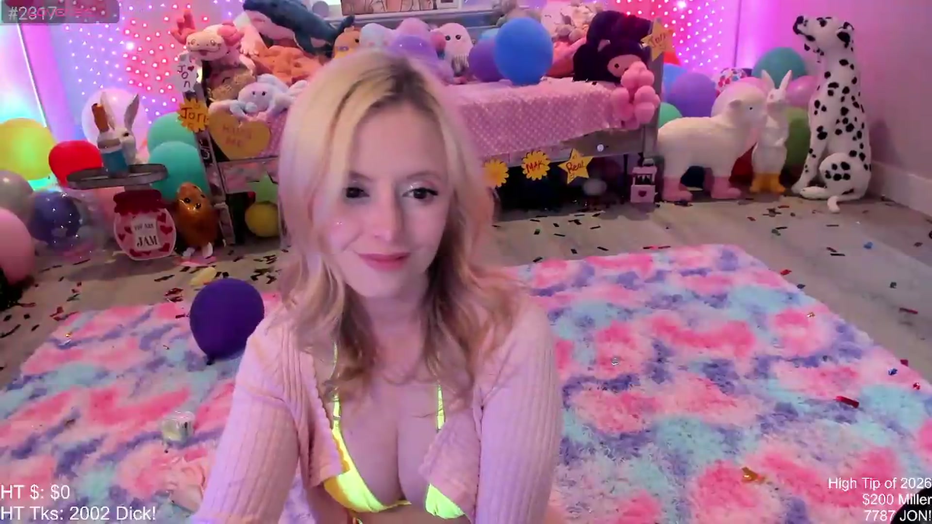 Gallery image thumbnail from AriaNina's myfreecams stream on, 06/08/2026, 02:39 image 17 of 20