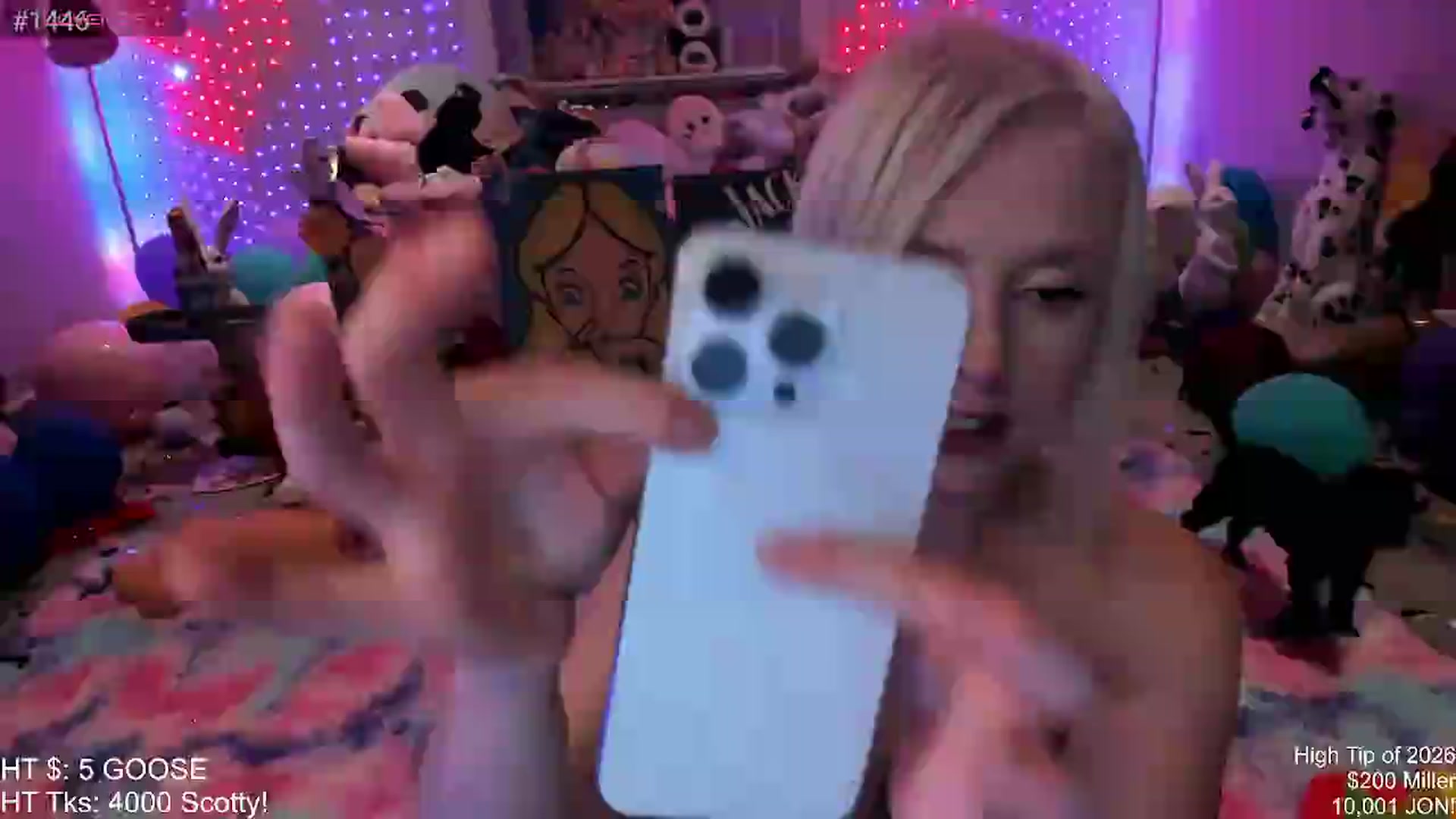 Gallery image thumbnail from AriaNina's myfreecams stream on, 08/17/2026, 04:57 image 19 of 20