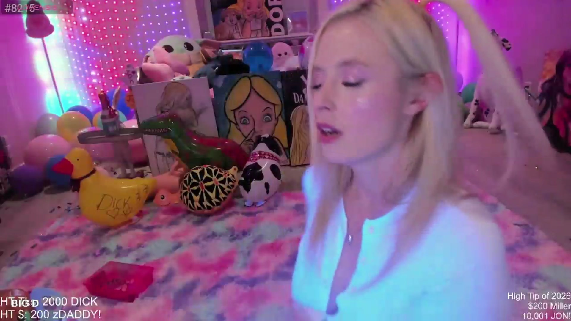 Gallery image thumbnail from AriaNina's myfreecams stream on, 09/10/2026, 04:38 image 9 of 20