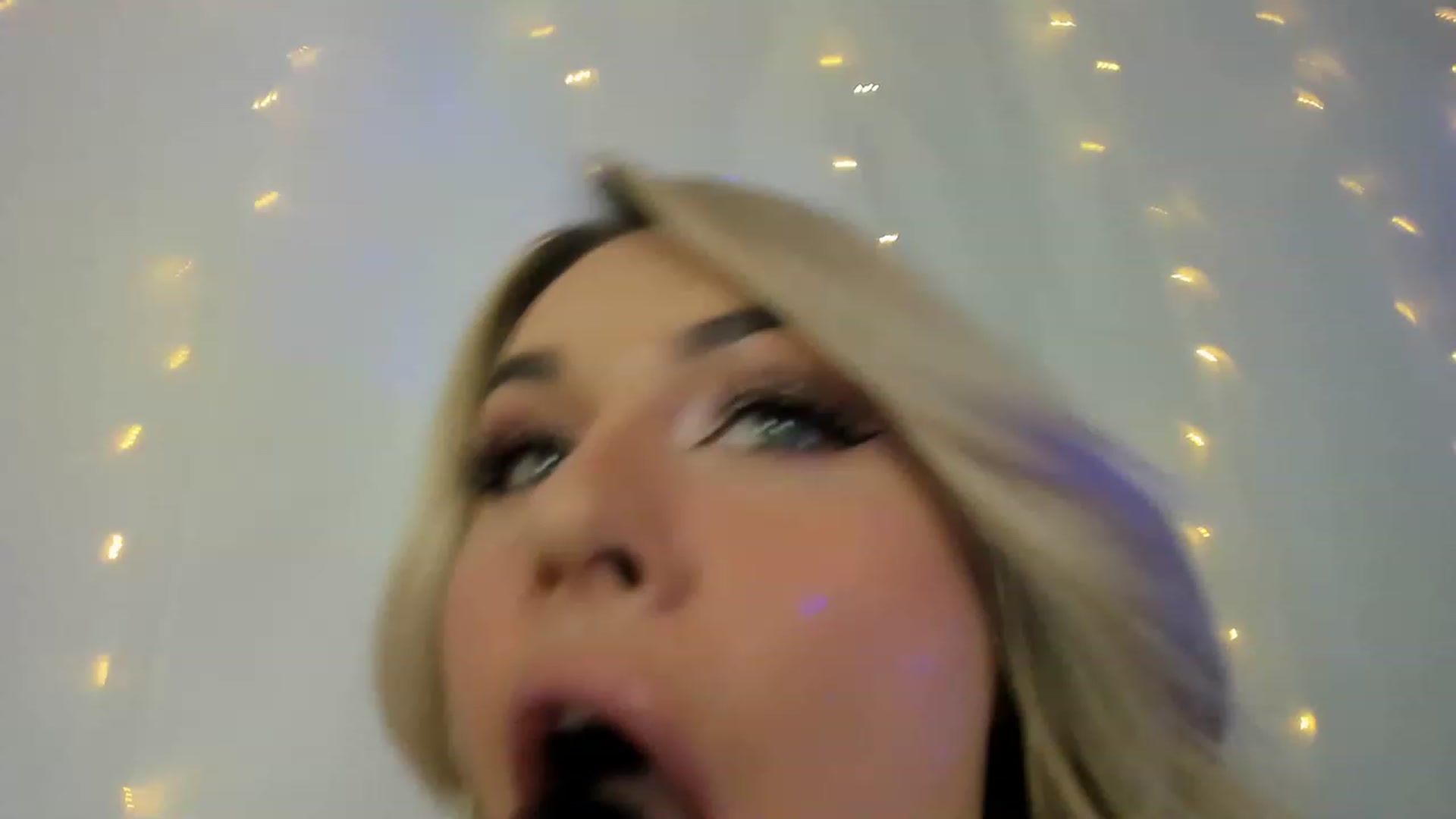 Gallery image thumbnail from AriaO's myfreecams stream on, 12/03/2022, 05:01 image 20 of 20