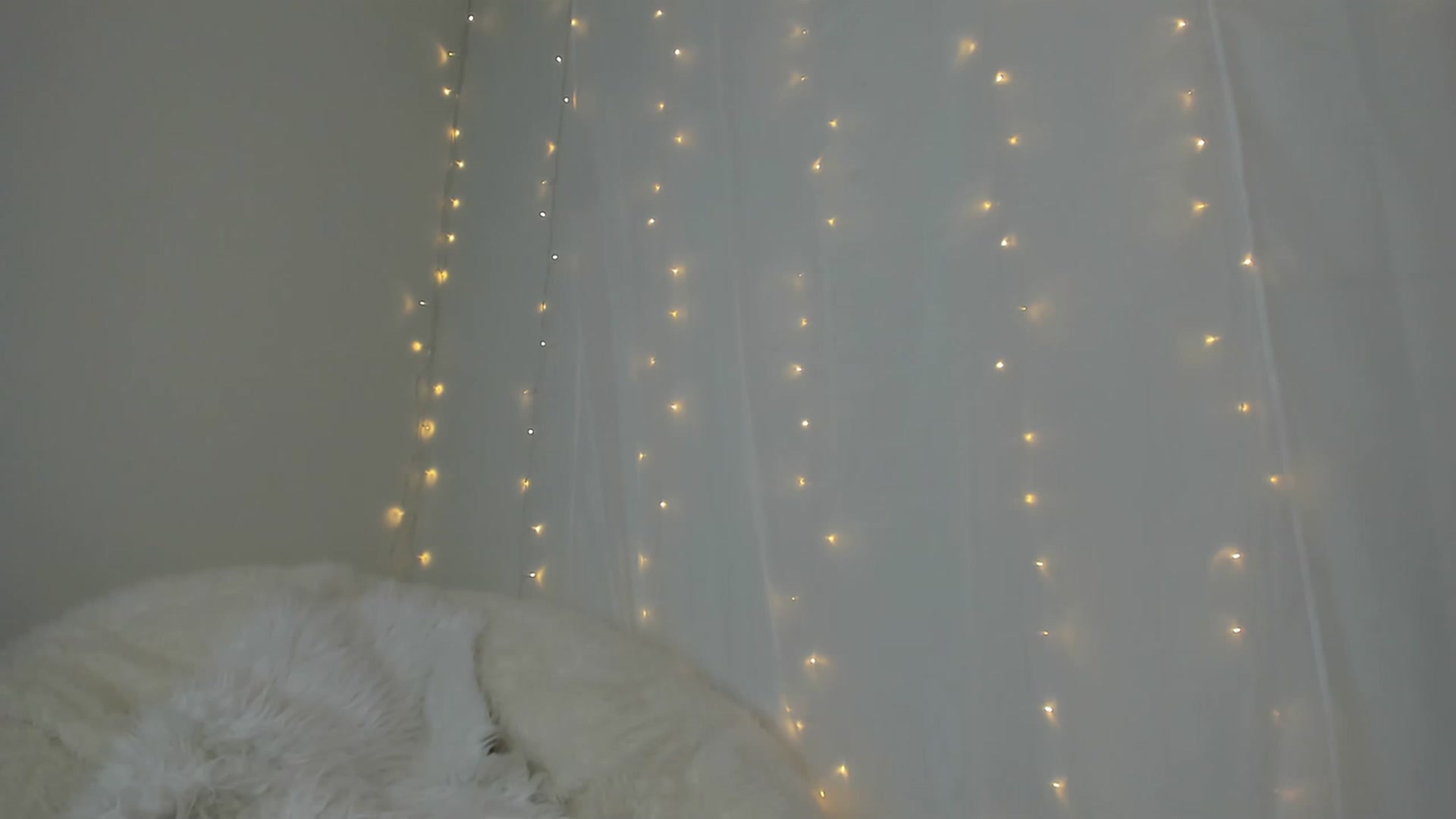 Gallery image thumbnail from AriaO's myfreecams stream on, 12/12/2022, 02:47 image 12 of 20
