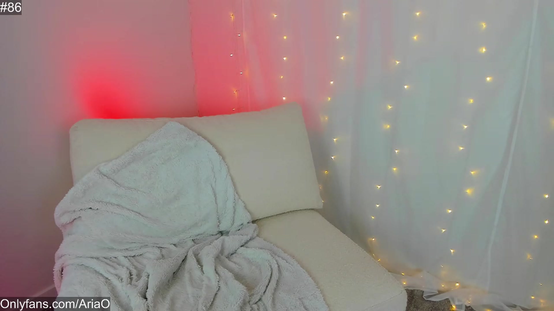 Gallery image thumbnail from AriaO's myfreecams stream on, 06/26/2023, 03:13 image 10 of 20