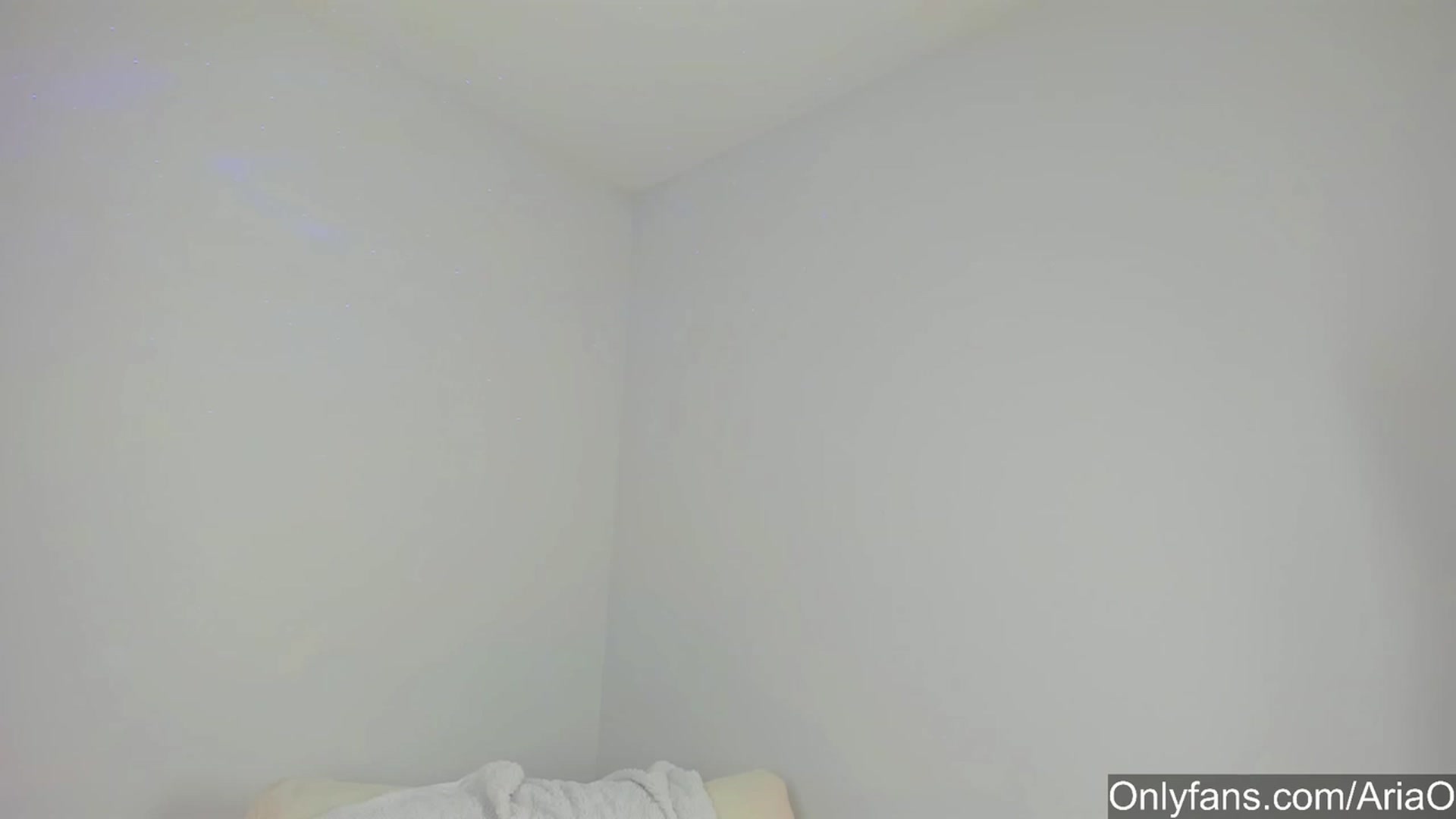 Gallery image thumbnail from AriaO's myfreecams stream on, 10/04/2023, 01:26 image 14 of 20