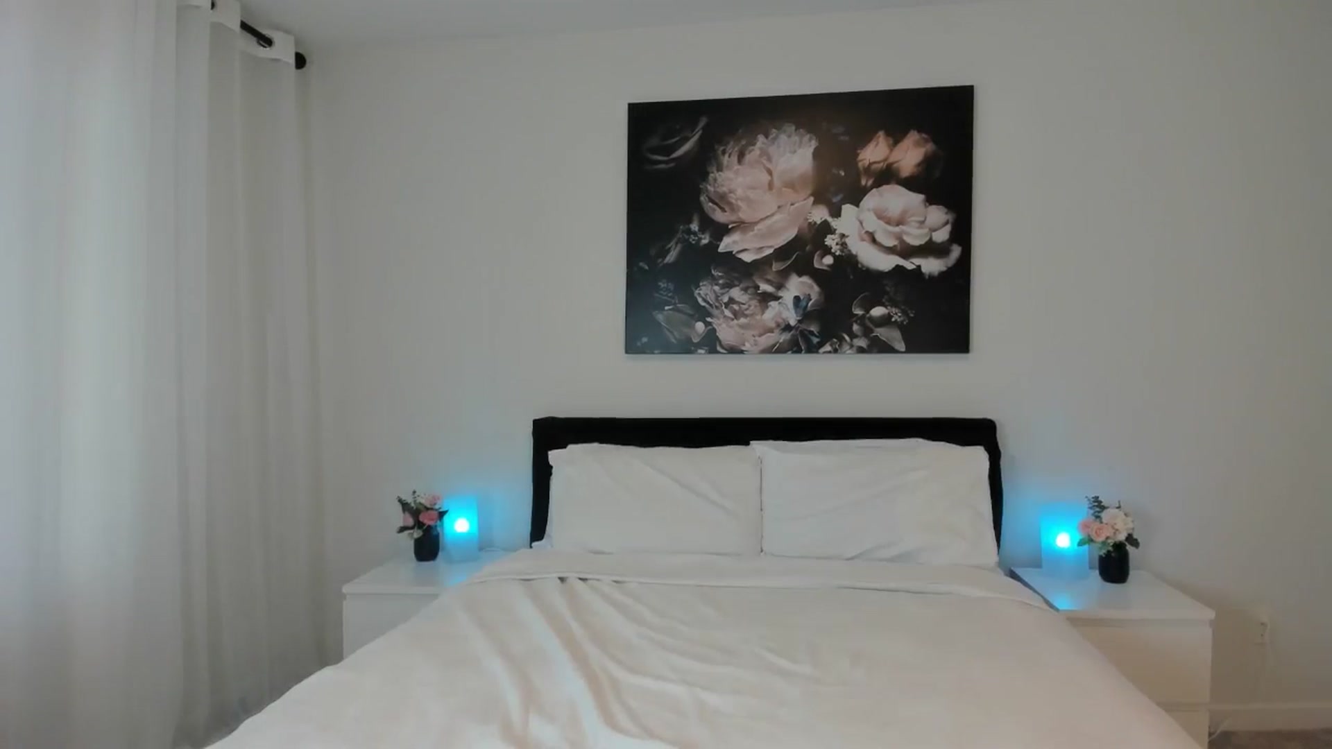 Gallery image thumbnail from AriaO's myfreecams stream on, 05/22/2024, 24:00 image 14 of 20