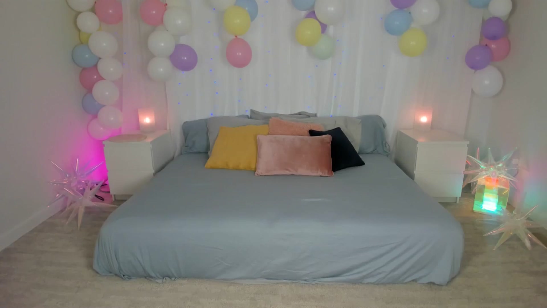 Gallery image thumbnail from AriaO's myfreecams stream on, 06/29/2024, 06:20 image 3 of 20