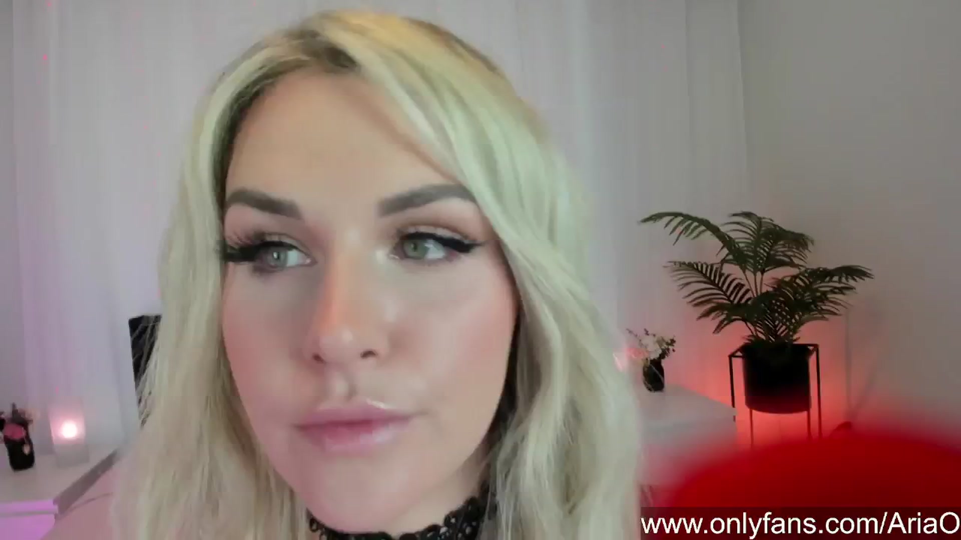 Gallery image thumbnail from AriaO's myfreecams stream on, 08/04/2024, 23:34 image 19 of 20