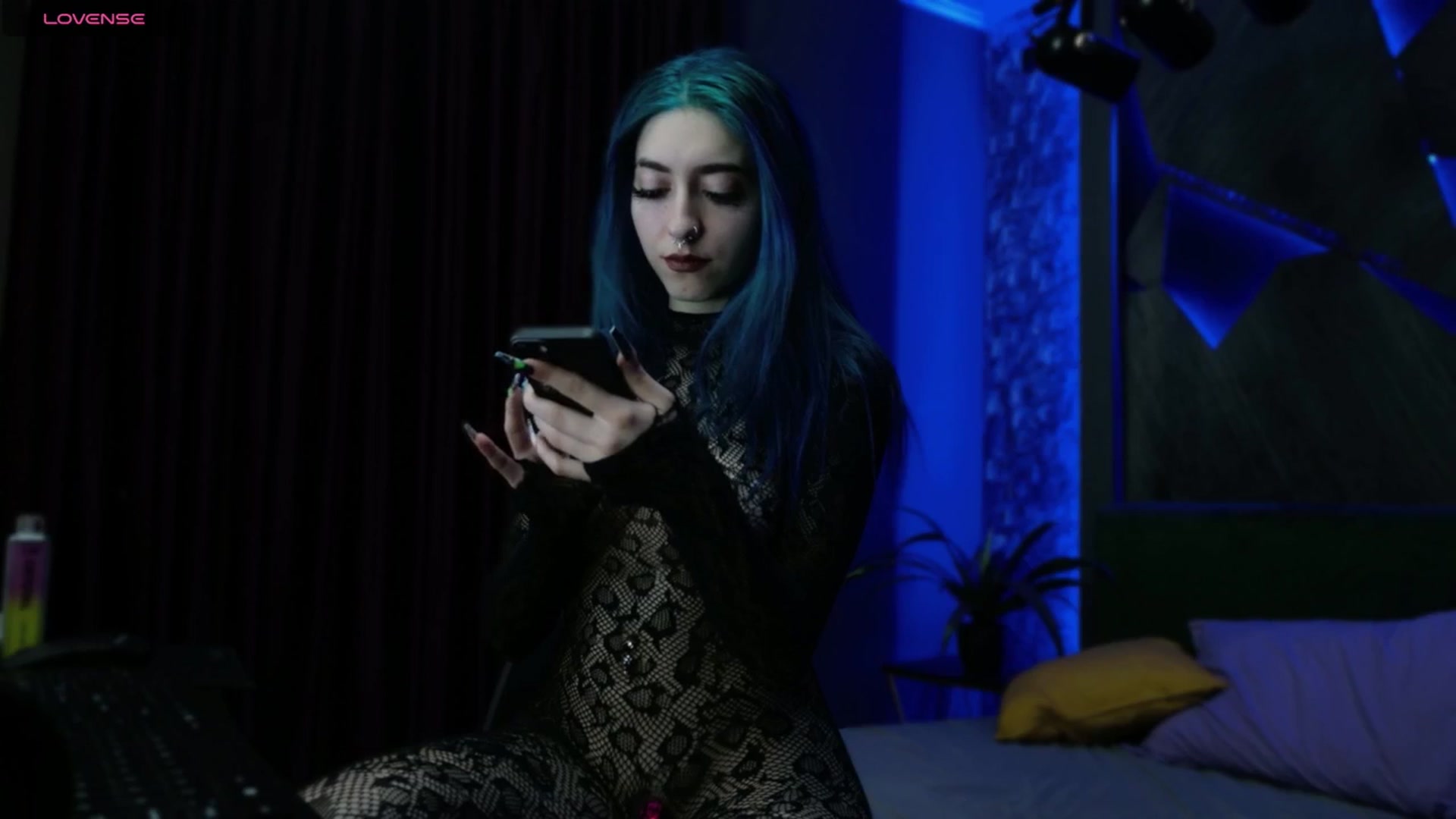 Gallery image thumbnail from AriaVoss's myfreecams stream on, 05/17/2024, 14:22 image 16 of 20
