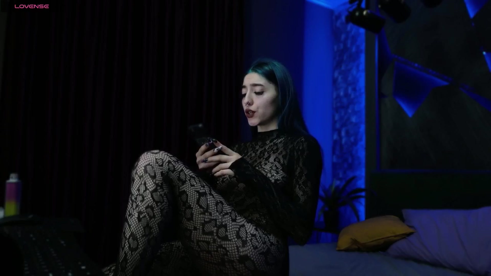 Gallery image thumbnail from AriaVoss's myfreecams stream on, 05/17/2024, 14:22 image 12 of 20