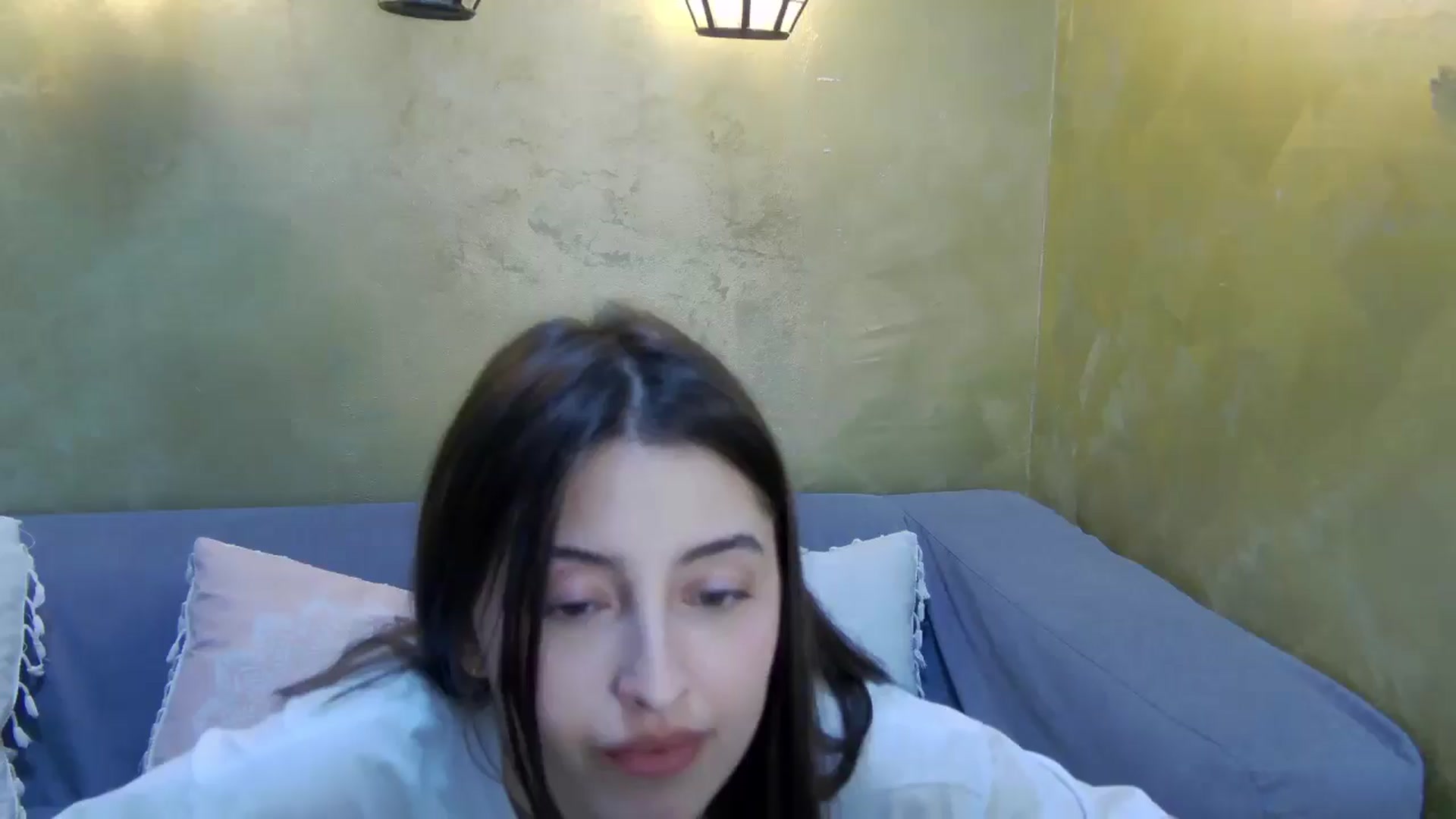 Gallery image thumbnail from Aria_P's myfreecams stream on, 04/16/2026, 12:08 image 3 of 20
