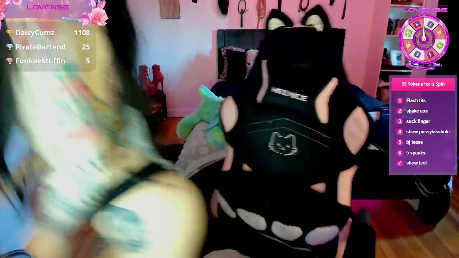 Gallery image thumbnail from Ariaajadee's myfreecams stream on, 05/10/2026, 23:32 image 9 of 20