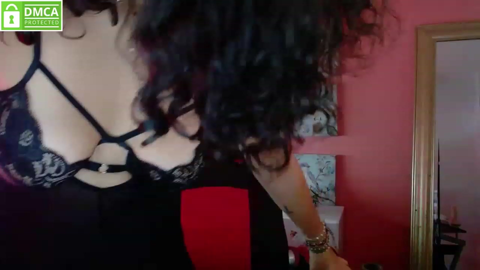 Gallery image thumbnail from Ariagaleo's myfreecams stream on, 06/27/2023, 20:14 image 16 of 20