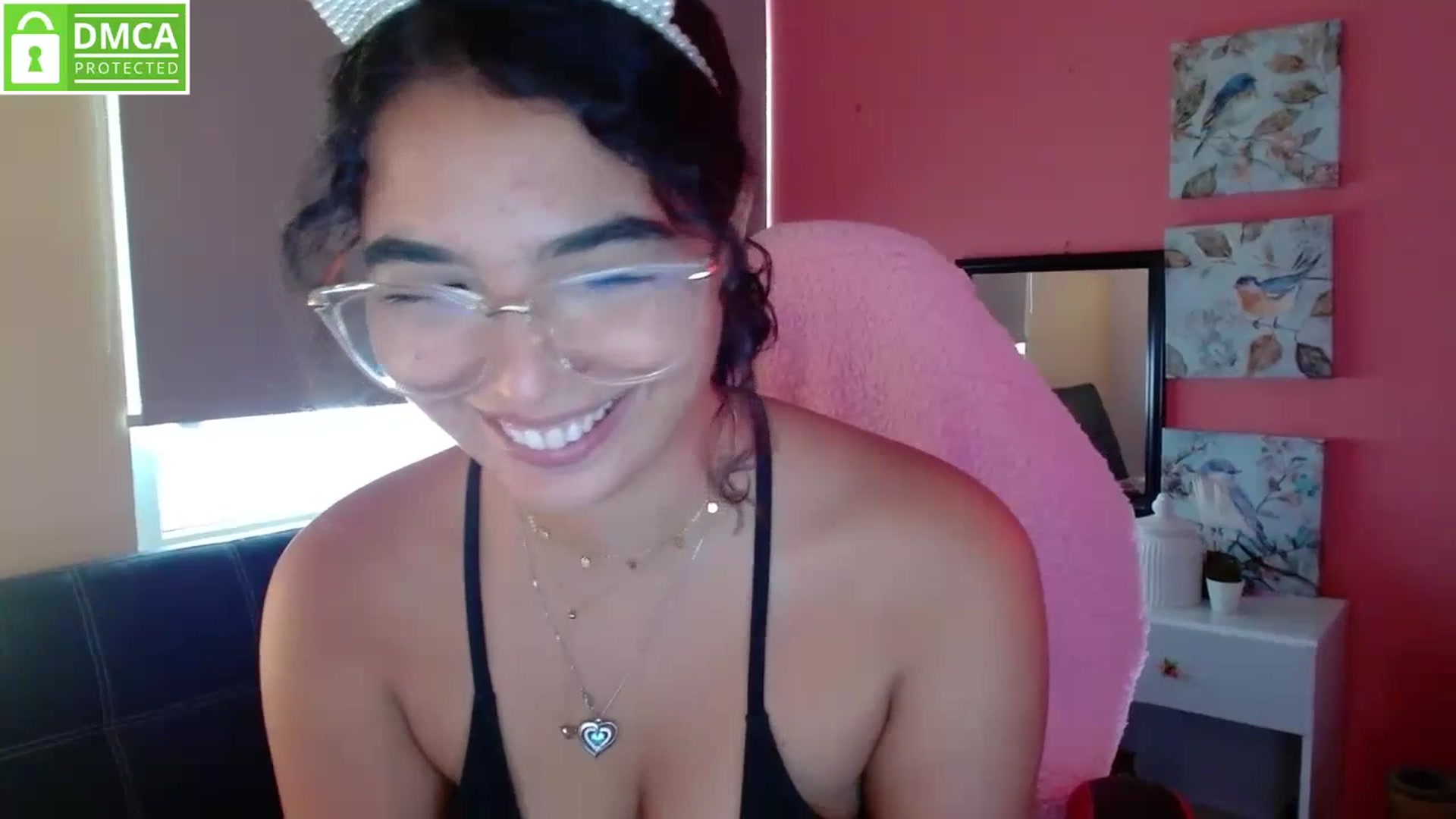 Gallery image thumbnail from Ariagaleo's myfreecams stream on, 06/29/2023, 20:57 image 19 of 20
