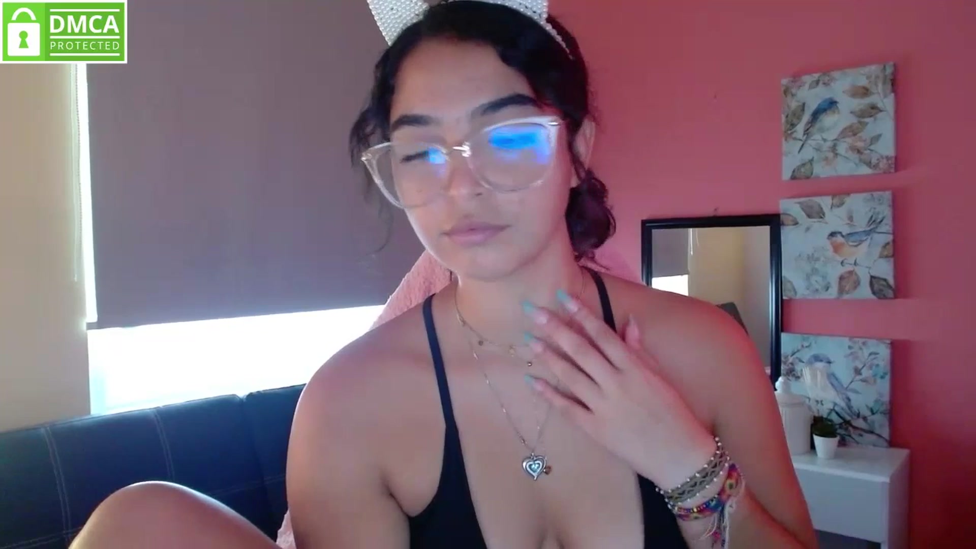 Gallery image thumbnail from Ariagaleo's myfreecams stream on, 06/29/2023, 20:57 image 6 of 20