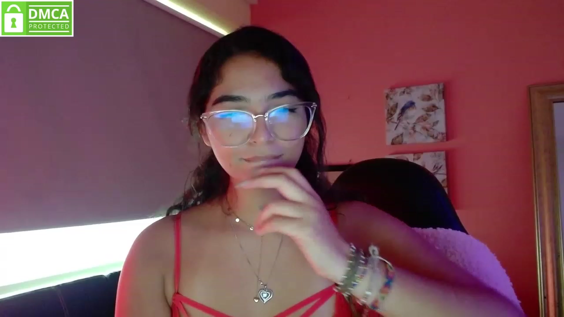 Gallery image thumbnail from Ariagaleo's myfreecams stream on, 06/30/2023, 19:44 image 19 of 20