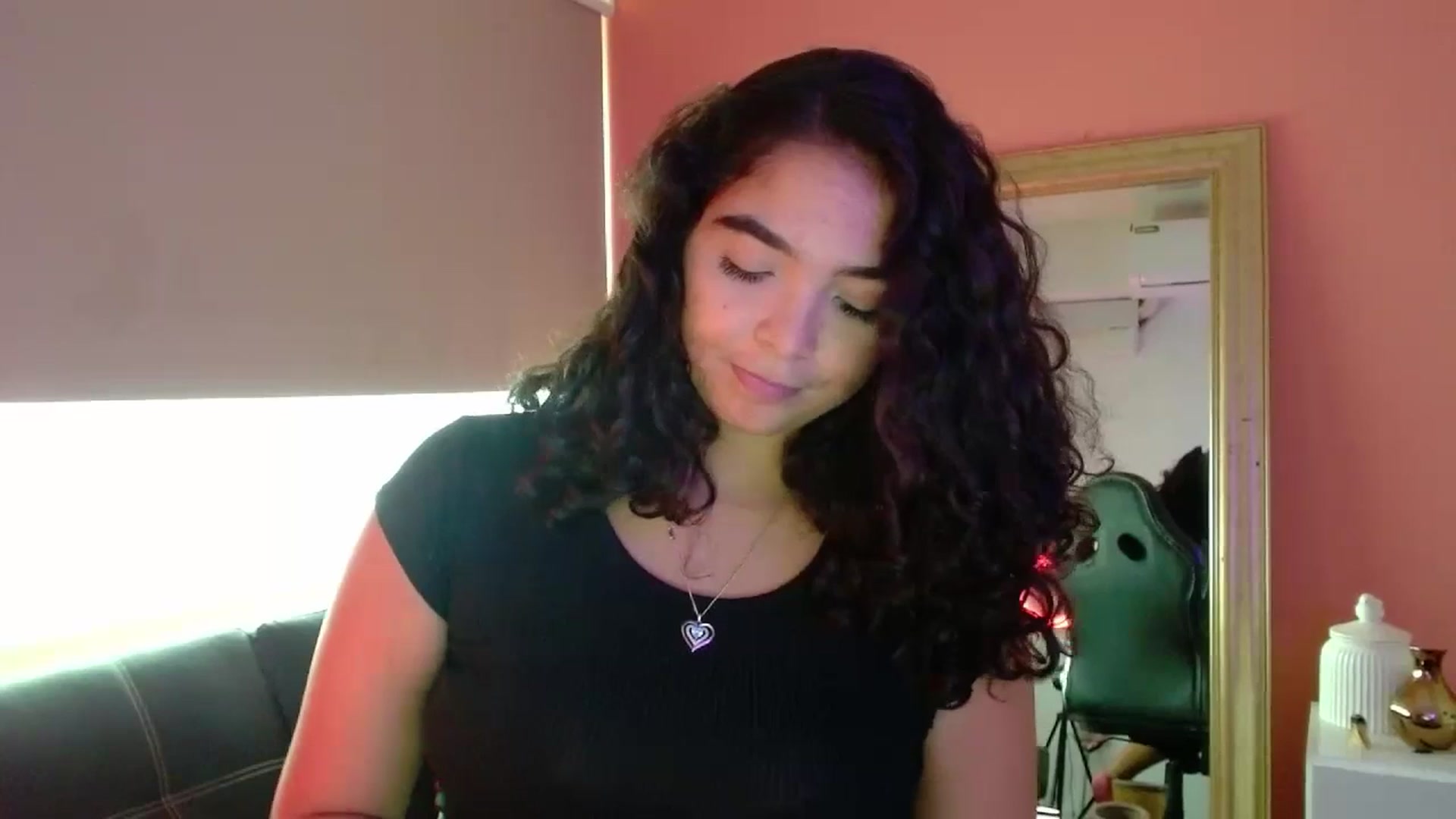 Gallery image thumbnail from Ariagaleo's myfreecams stream on, 07/11/2023, 19:59 image 2 of 20